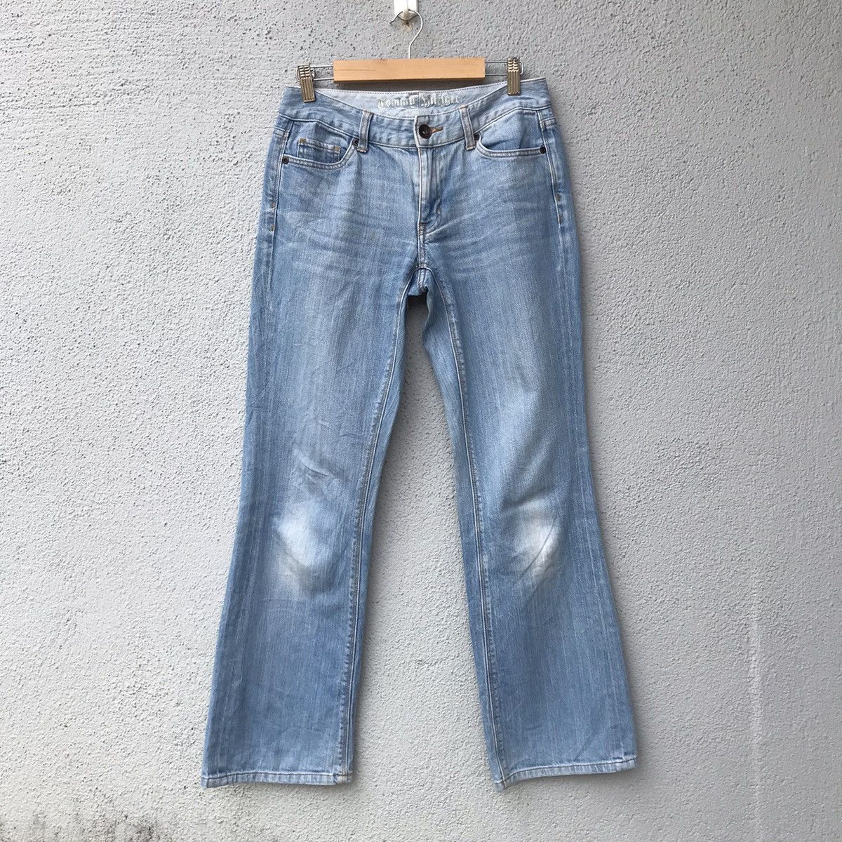 Tommy Hilfiger Vintage Tommy Hilfiger Denim Sun Faded Jeans Size US 29 - 1 Thumbnail