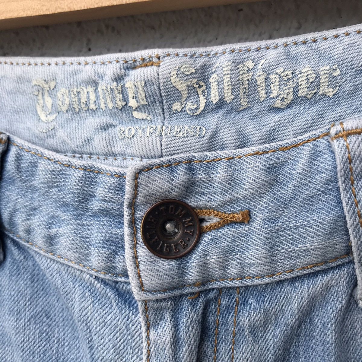 Tommy Hilfiger Vintage Tommy Hilfiger Denim Sun Faded Jeans Size US 29 - 6 Thumbnail