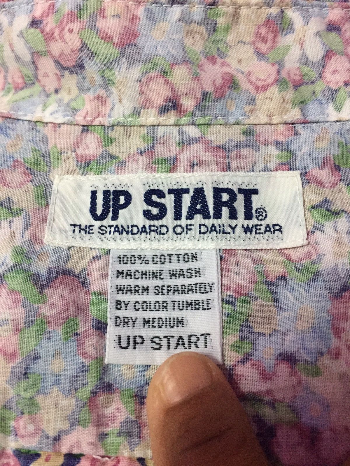 Vintage Flowers Button Shirts Size US L / EU 52-54 / 3 - 4 Thumbnail