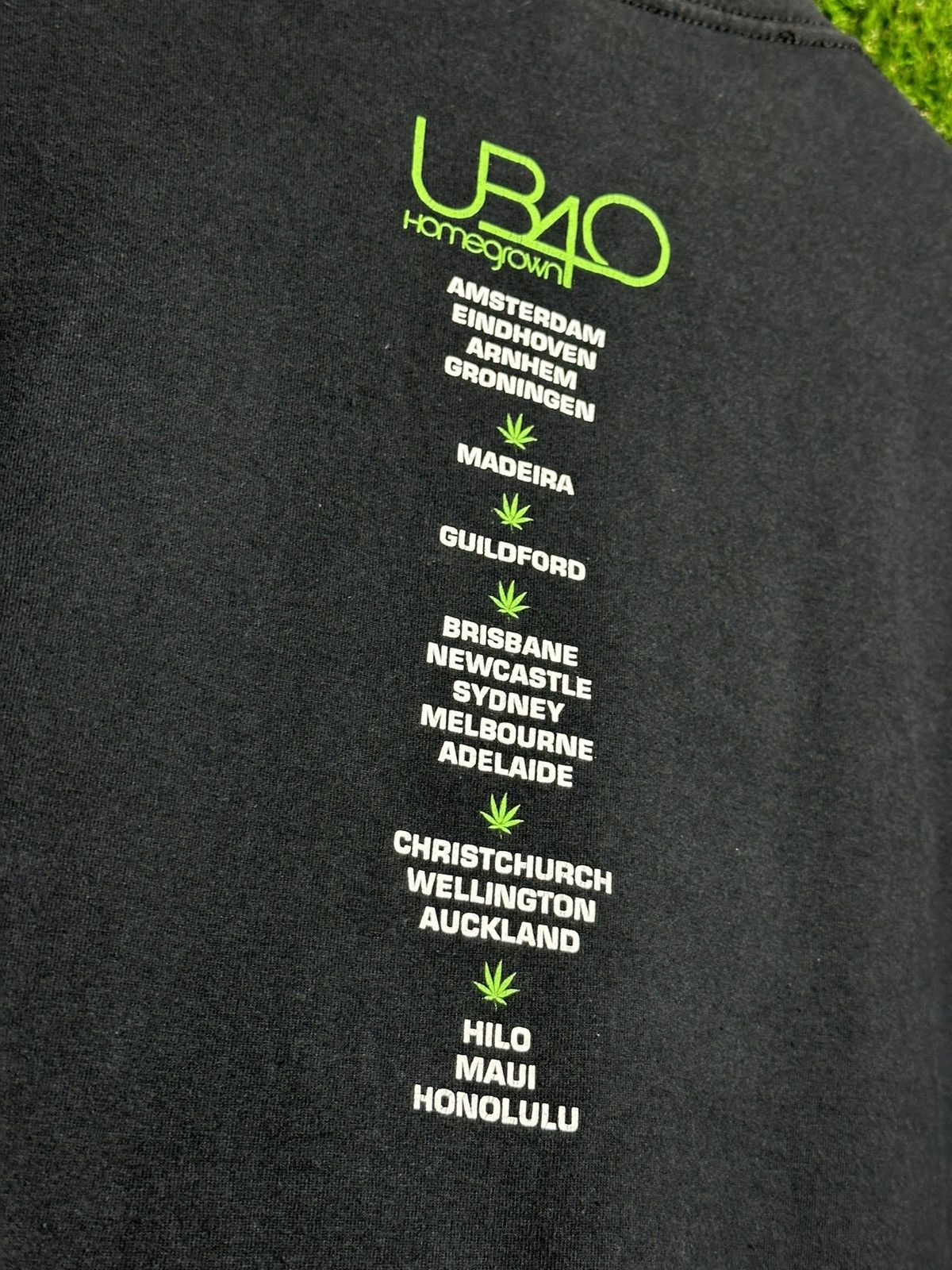 Vintage 🚨Vintage UB40 Homegrown Tour 2003 Band Tee T-Shirt Size US L / EU 52-54 / 3 - 4 Thumbnail
