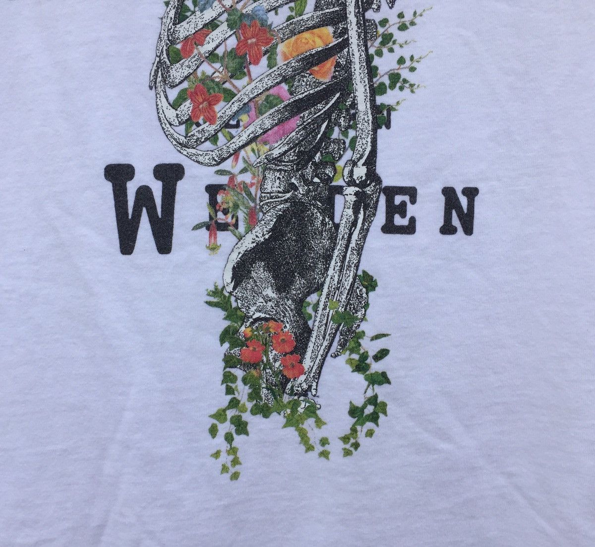 Band Tees × Japanese Brand Very Rare Design Tshirt Japanese Art Skelett Size US XS / EU 42 / 0 - 3 Thumbnail
