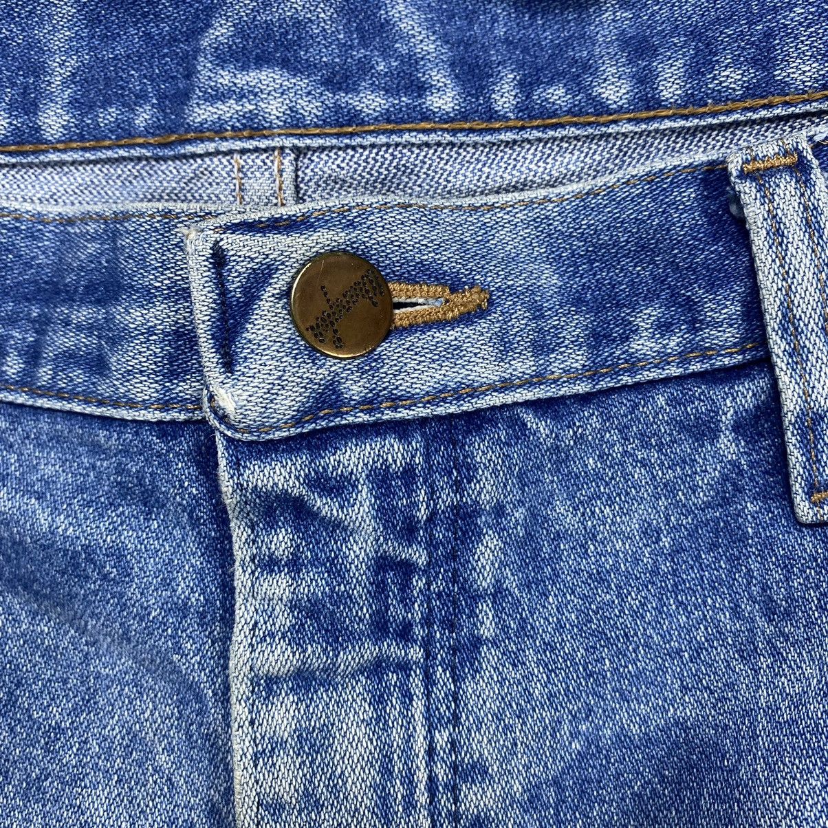 Vintage Vintage Wrangler Light Washed Distressed Denim Size US 36 / EU 52 - 6 Thumbnail