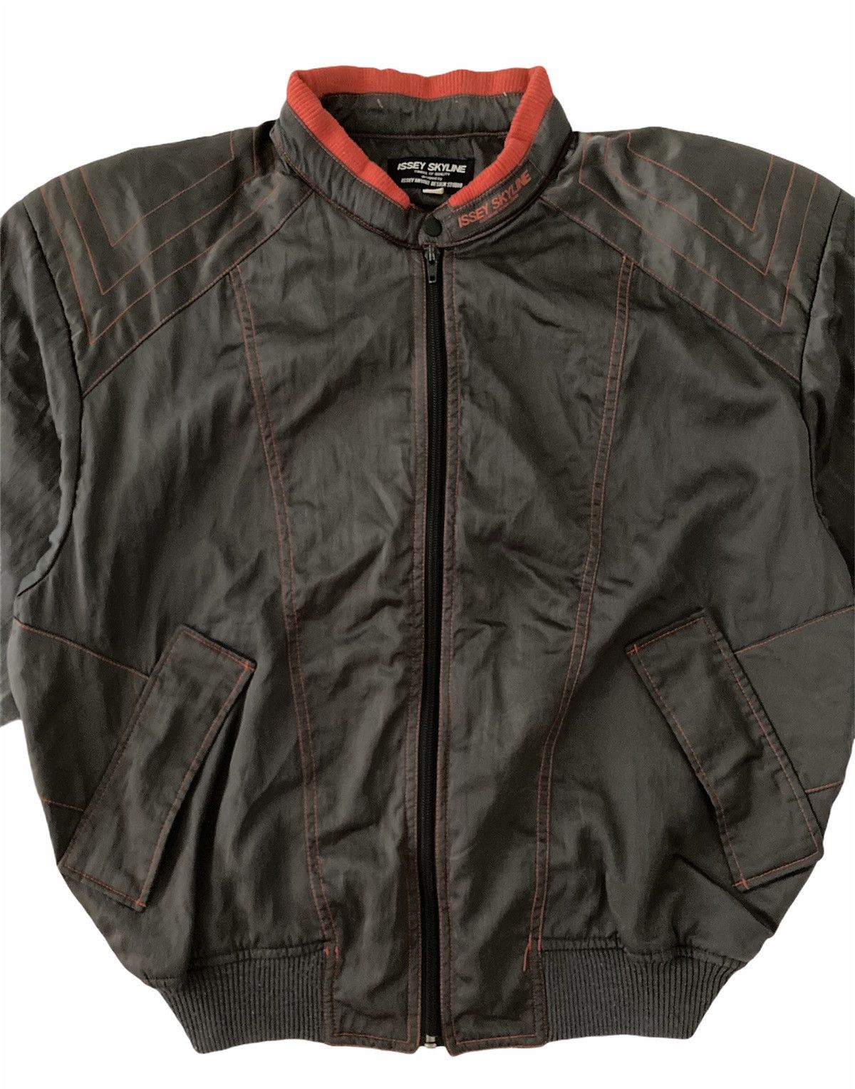 Designer × Issey Miyake Issey Miyake Skyline flight bomber jackets
