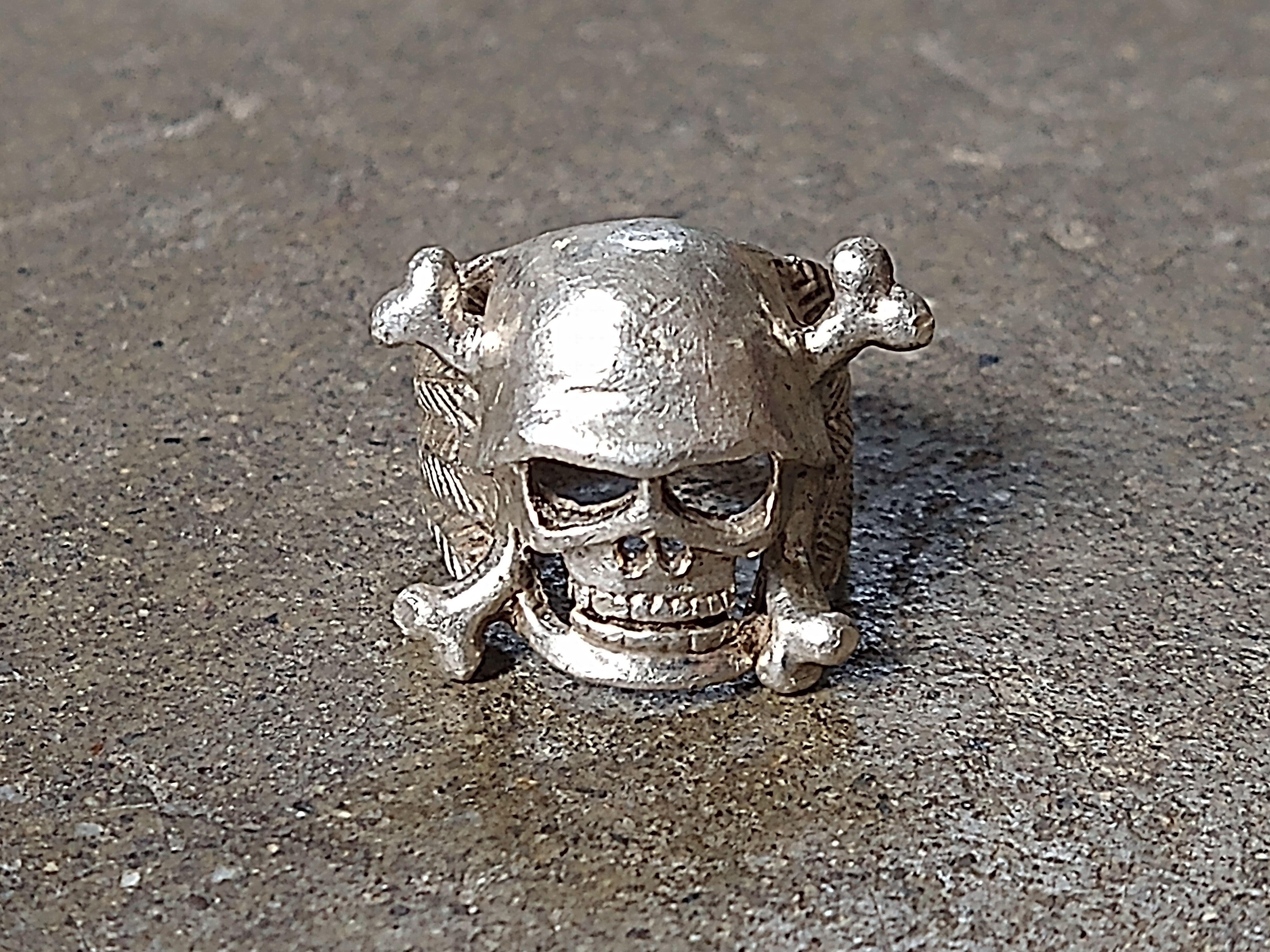 Jewelry Vintage Sterling Silver Ring Skull Biker Size 9.25 Skeleton Size ONE SIZE - 3 Thumbnail