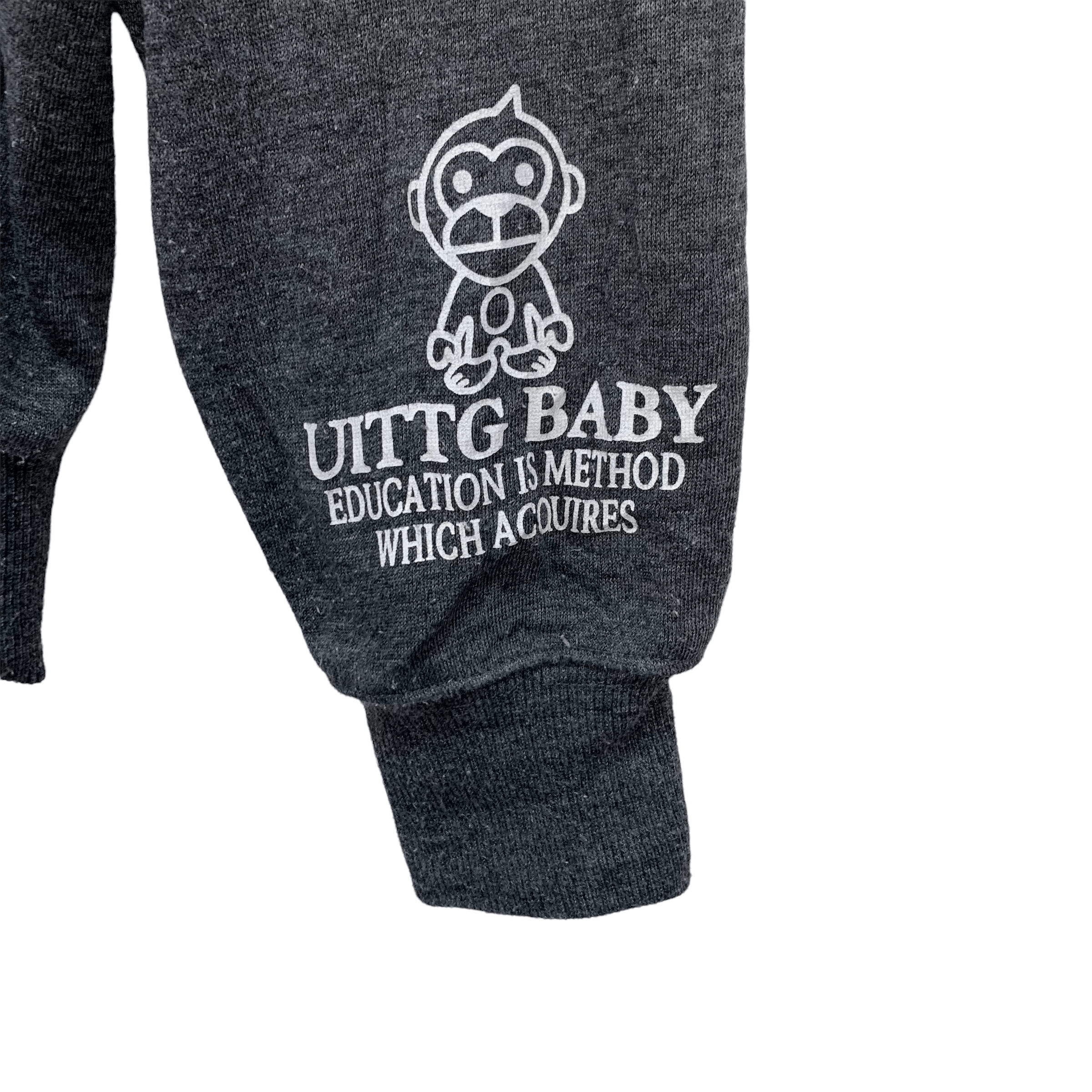 Japanese Brand UITTG Baby Big Logo Sweatshirts #3775-132 Size US XL / EU 56 / 4 - 6 Thumbnail