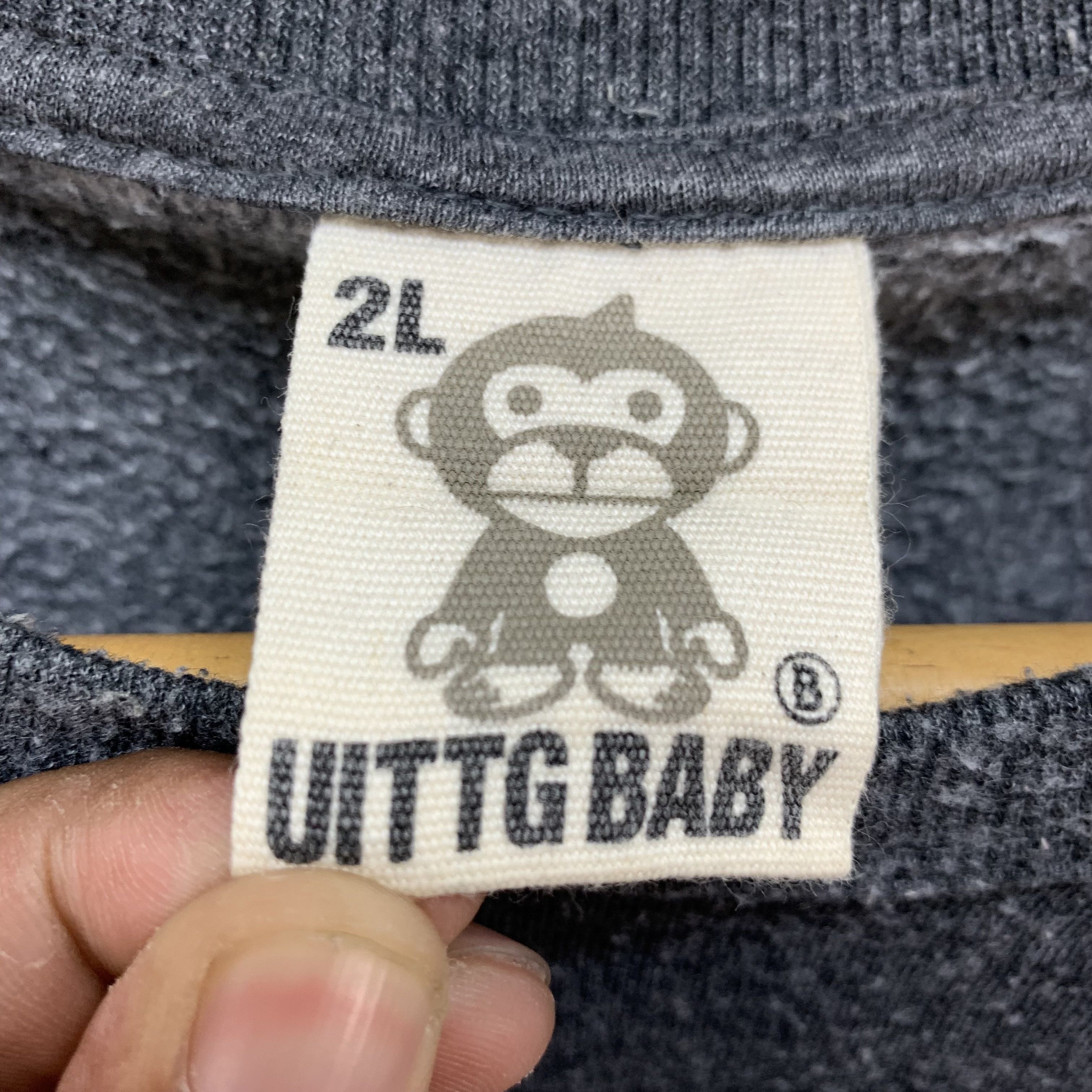Japanese Brand UITTG Baby Big Logo Sweatshirts #3775-132 Size US XL / EU 56 / 4 - 7 Thumbnail