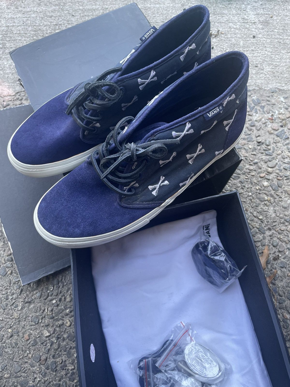 image of Vans Bones Navy Chukkas Size 9 Shoes, Men's