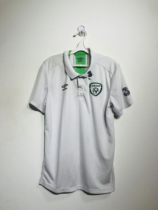 Umbro Ireland Umbro football archive jersey Y2K | Grailed