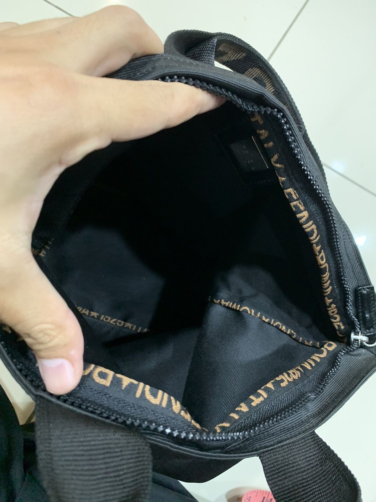 Fendi VINTAGE FENDI SPELL OUT TOTE BAG Size ONE SIZE - 9 Thumbnail