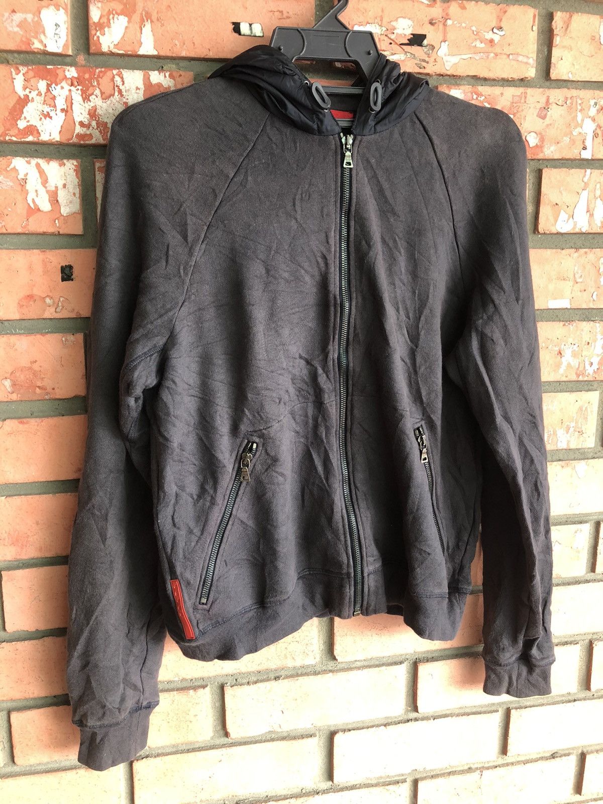 Prada prada zip sweatshirt hoodie Size US M / EU 48-50 / 2 - 3 Thumbnail