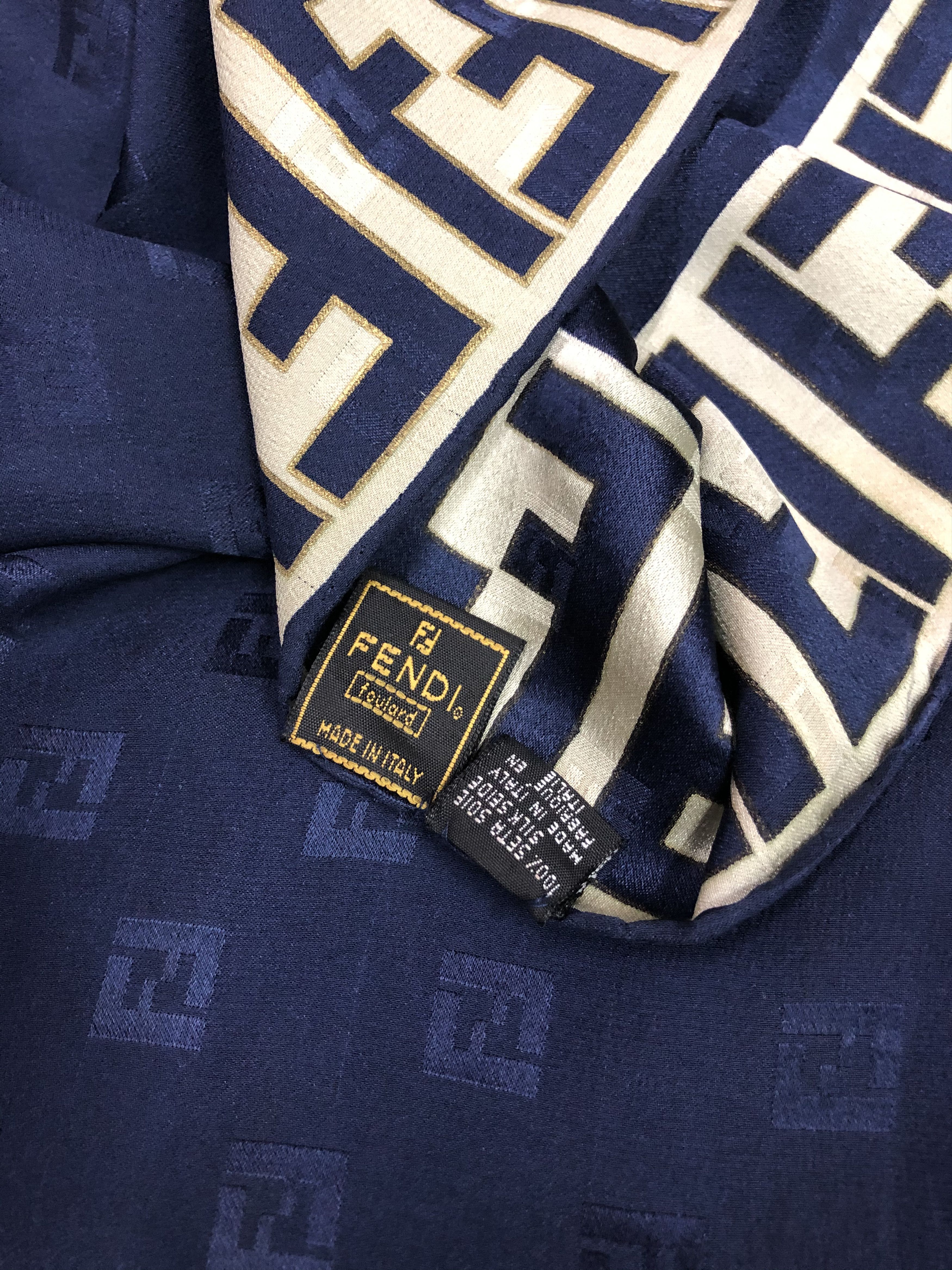 Fendi Fendi Silk Scarf full prints Size ONE SIZE - 5 Thumbnail