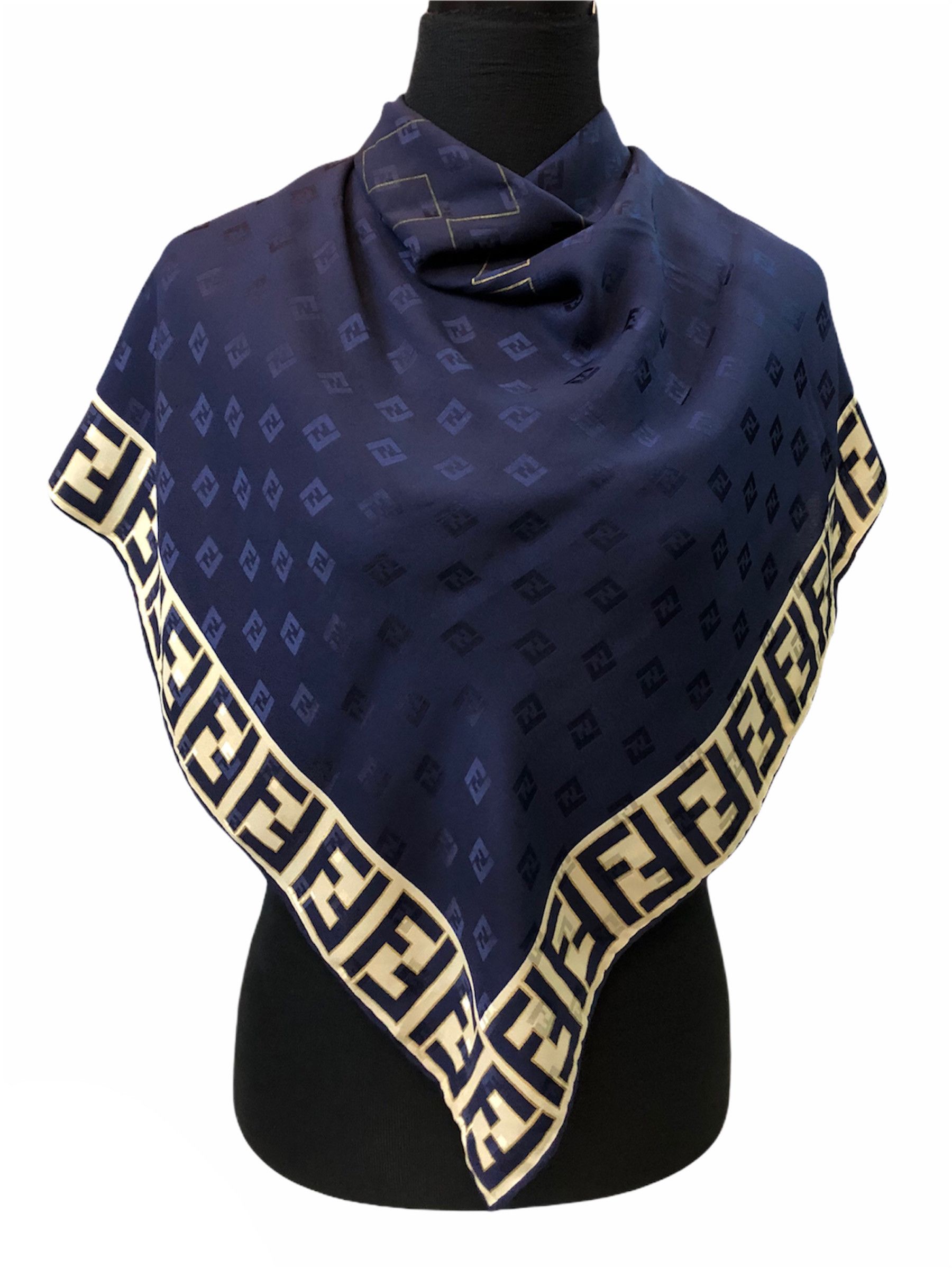 Fendi Fendi Silk Scarf full prints Size ONE SIZE - 1 Thumbnail