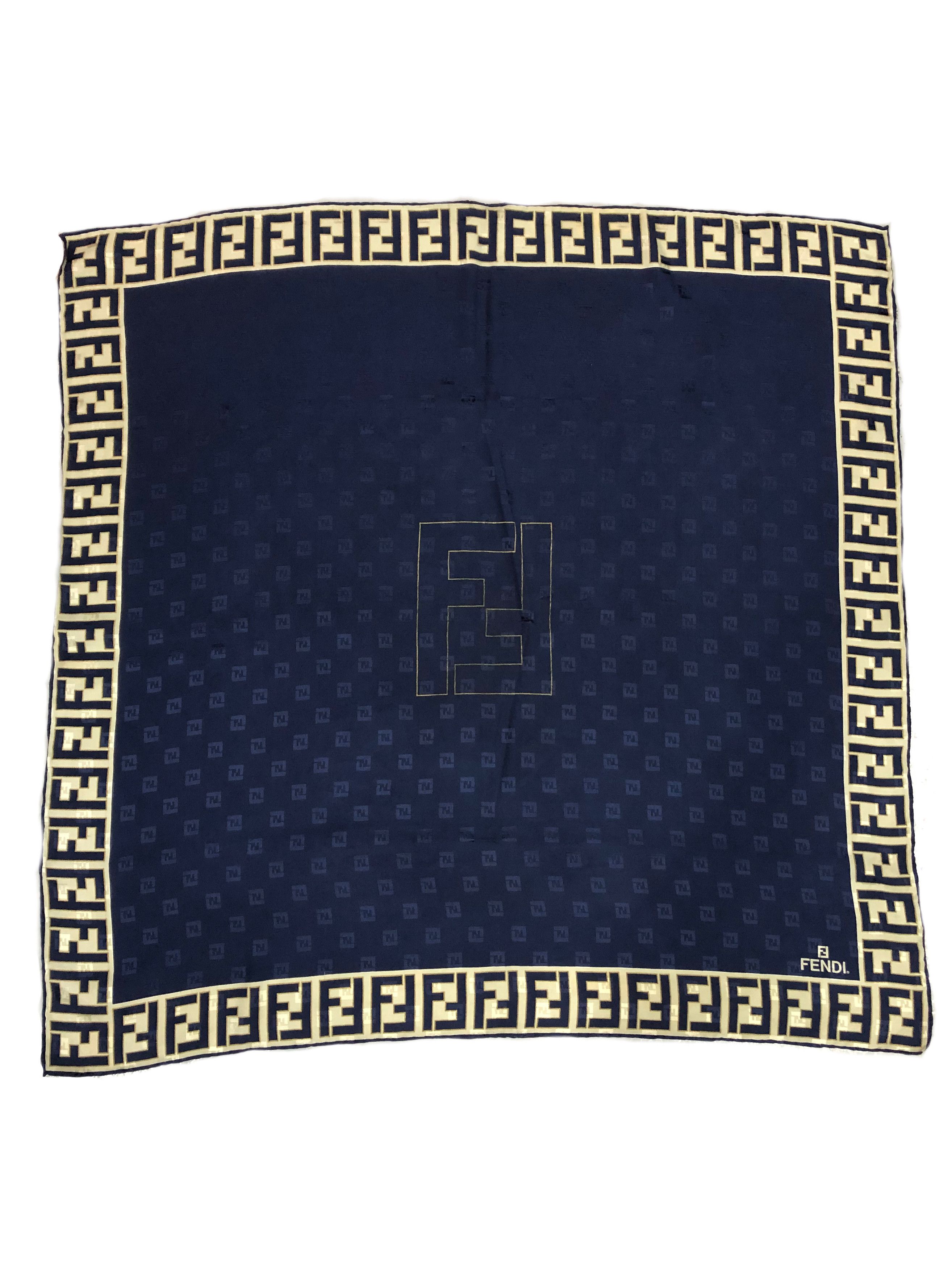 Fendi Fendi Silk Scarf full prints Size ONE SIZE - 8 Thumbnail