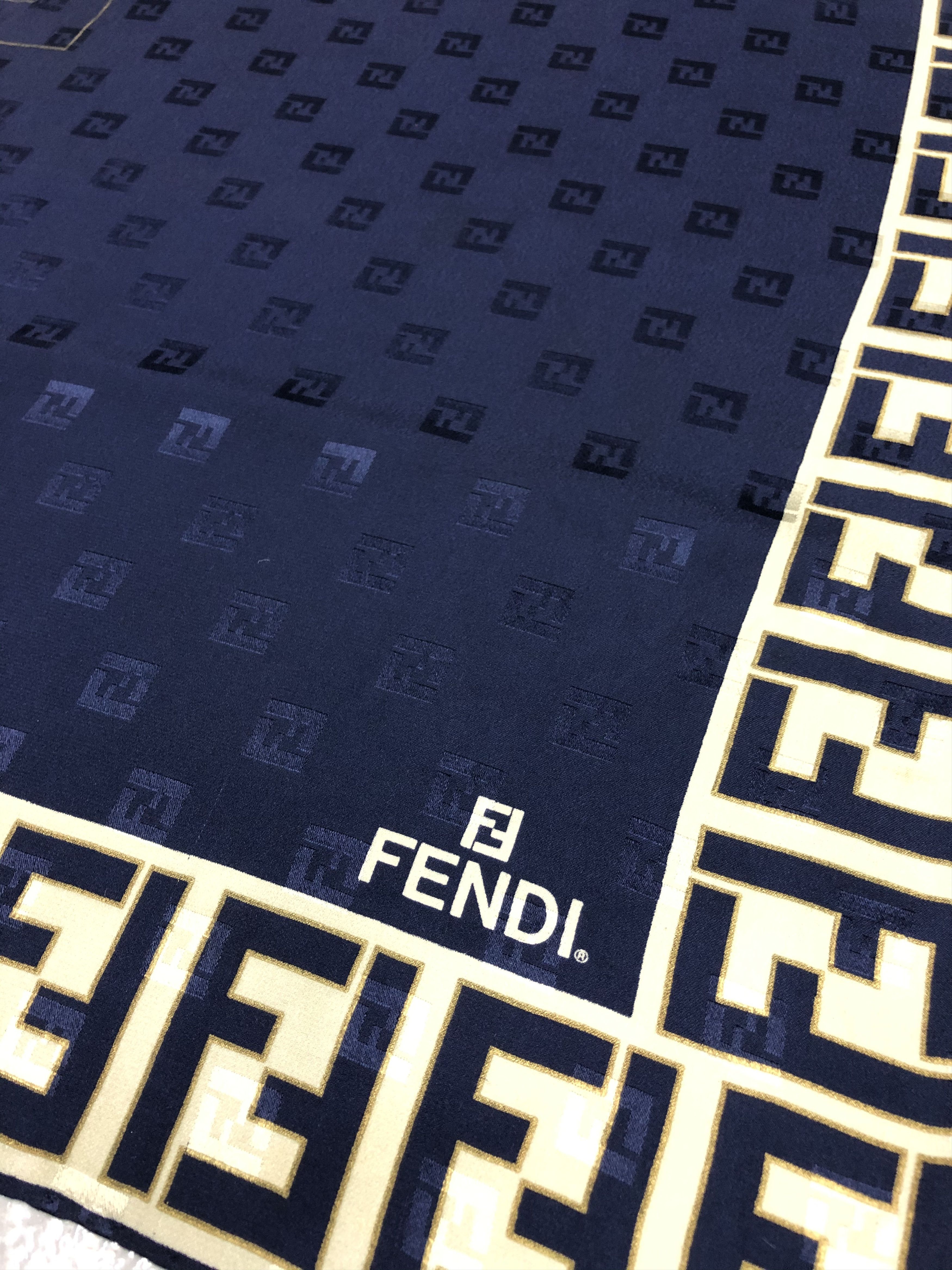 Fendi Fendi Silk Scarf full prints Size ONE SIZE - 3 Thumbnail