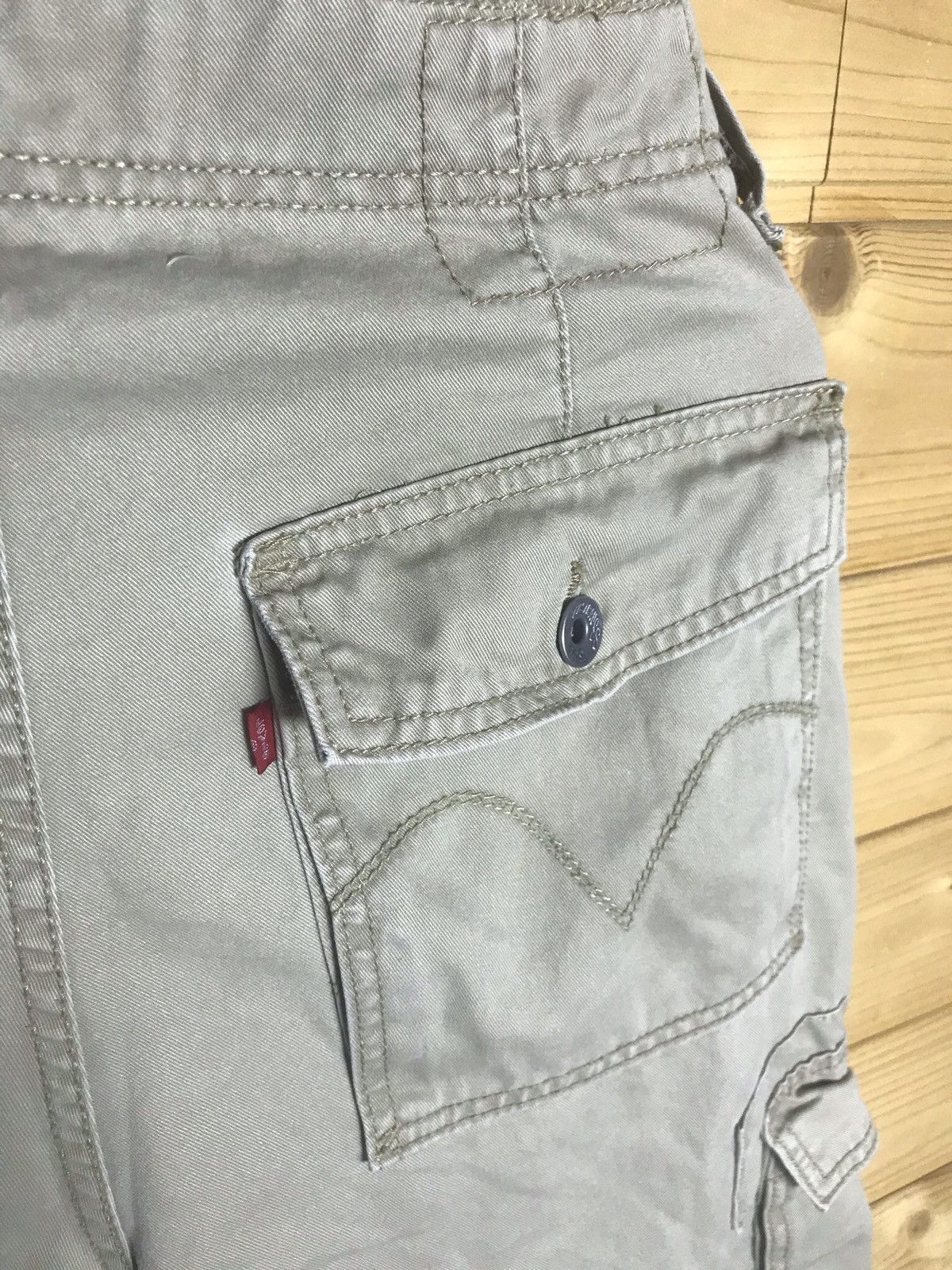 Levi's Vintage Levi’s cargo pants Size US 34 / EU 50 - 12 Thumbnail