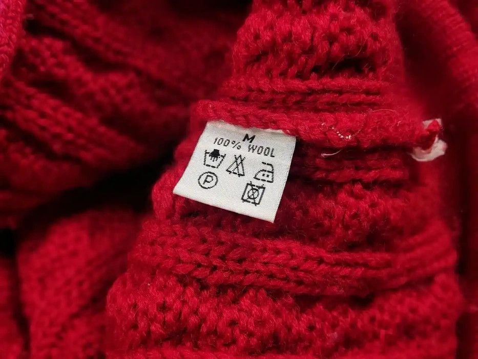 Dale Of Norway Vintage 90's Vrikke Norway Wool pattern Red Sweater Cardigan Size M / US 6-8 / IT 42-44 - 9 Thumbnail