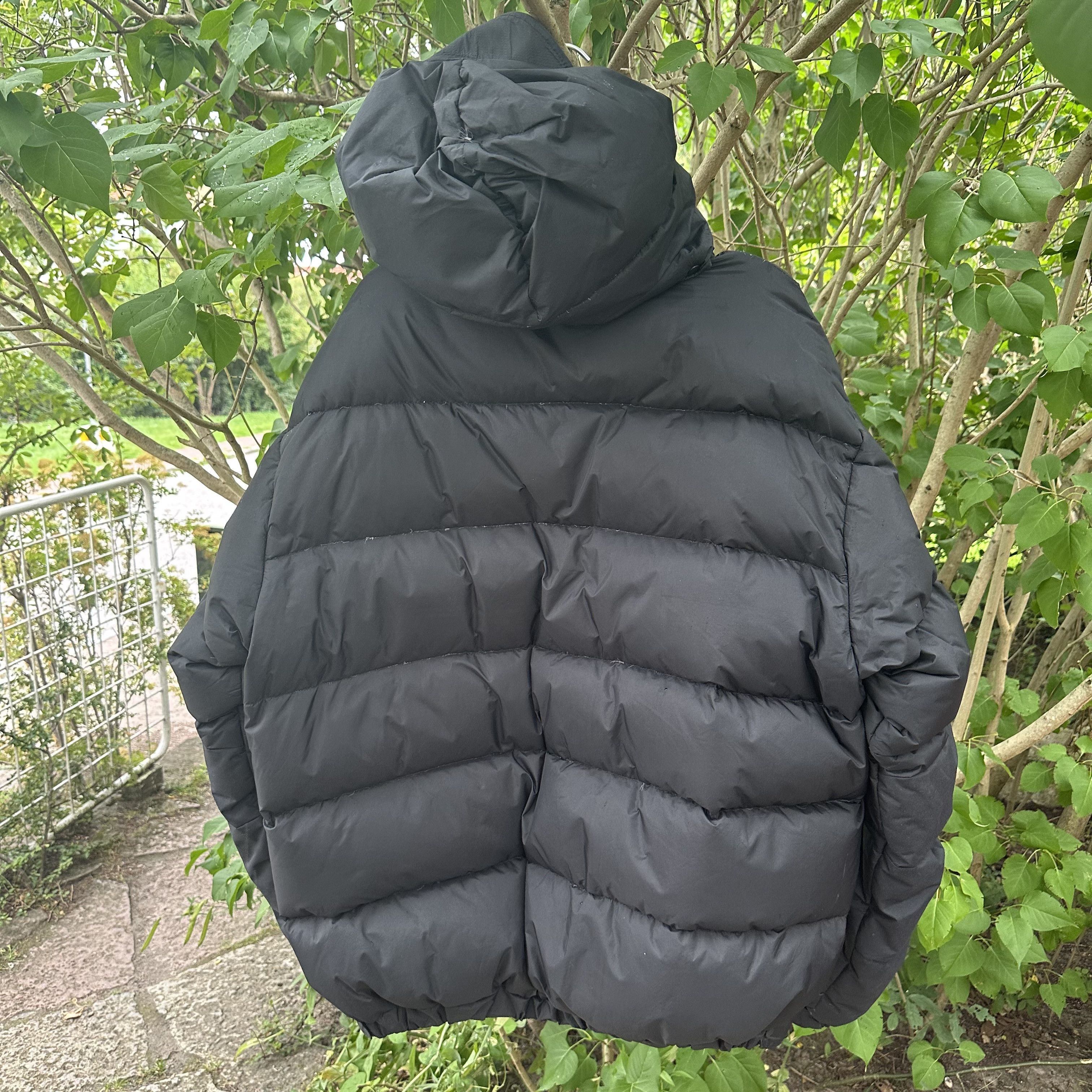 USA製 FEATHERED FRIENDS RETRO HOODED DOWN USA製 FEATHERED FRIENDS RETRO HOODED DOWN