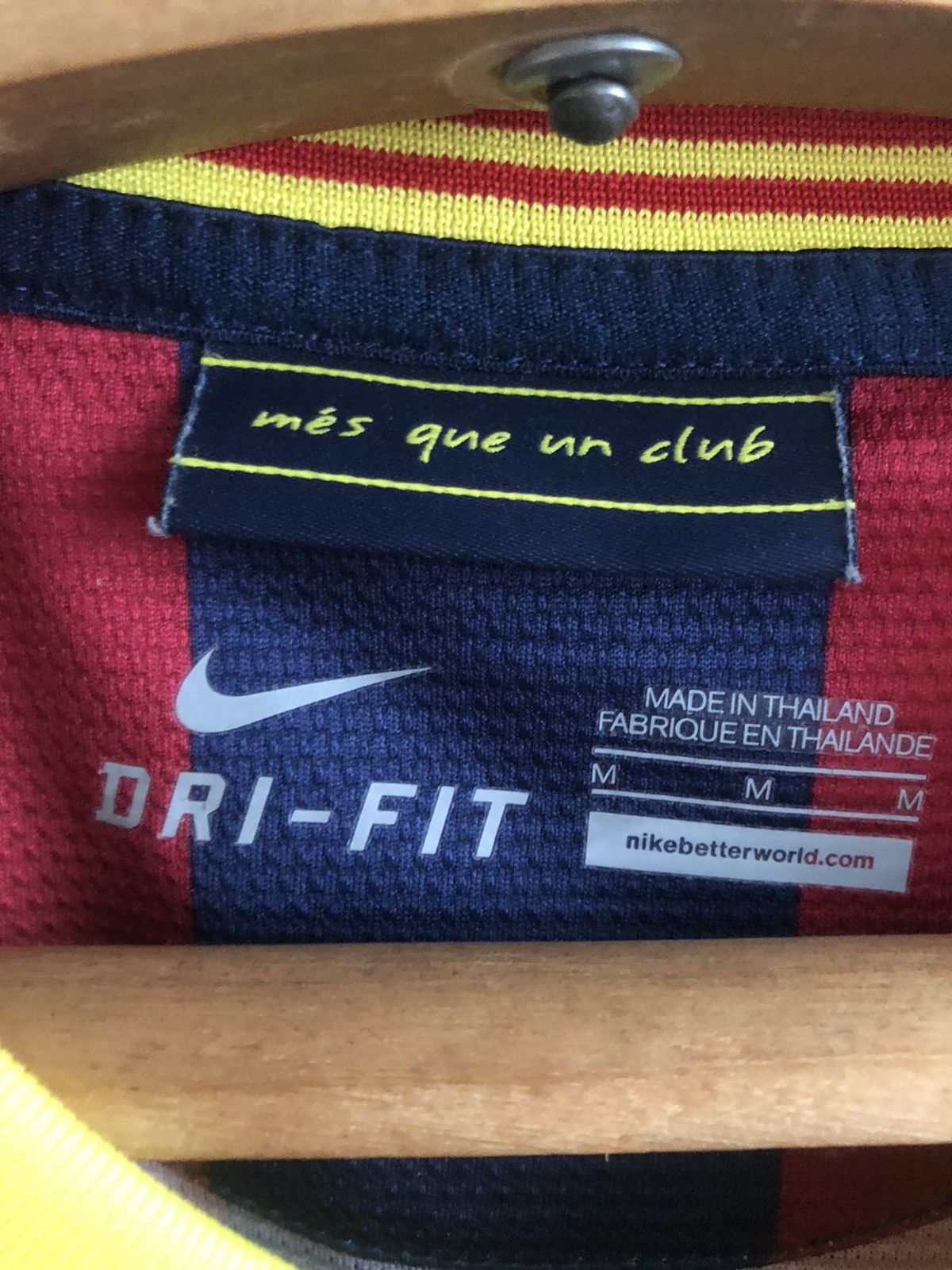 Nike Nike Barcelona Messi soccer jersey Size US M / EU 48-50 / 2 - 9 Thumbnail