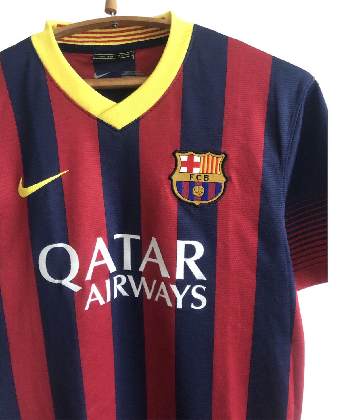 Nike Nike Barcelona Messi soccer jersey Size US M / EU 48-50 / 2 - 1 Thumbnail
