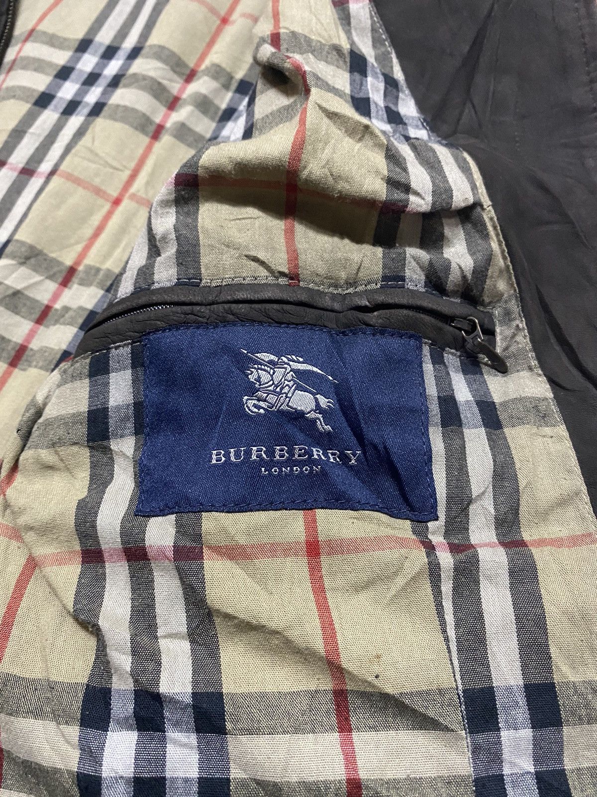 Burberry × Leather Vintage Burberry Suede Leather Jacket Nova check Lining Size US M / EU 48-50 / 2 - 4 Thumbnail