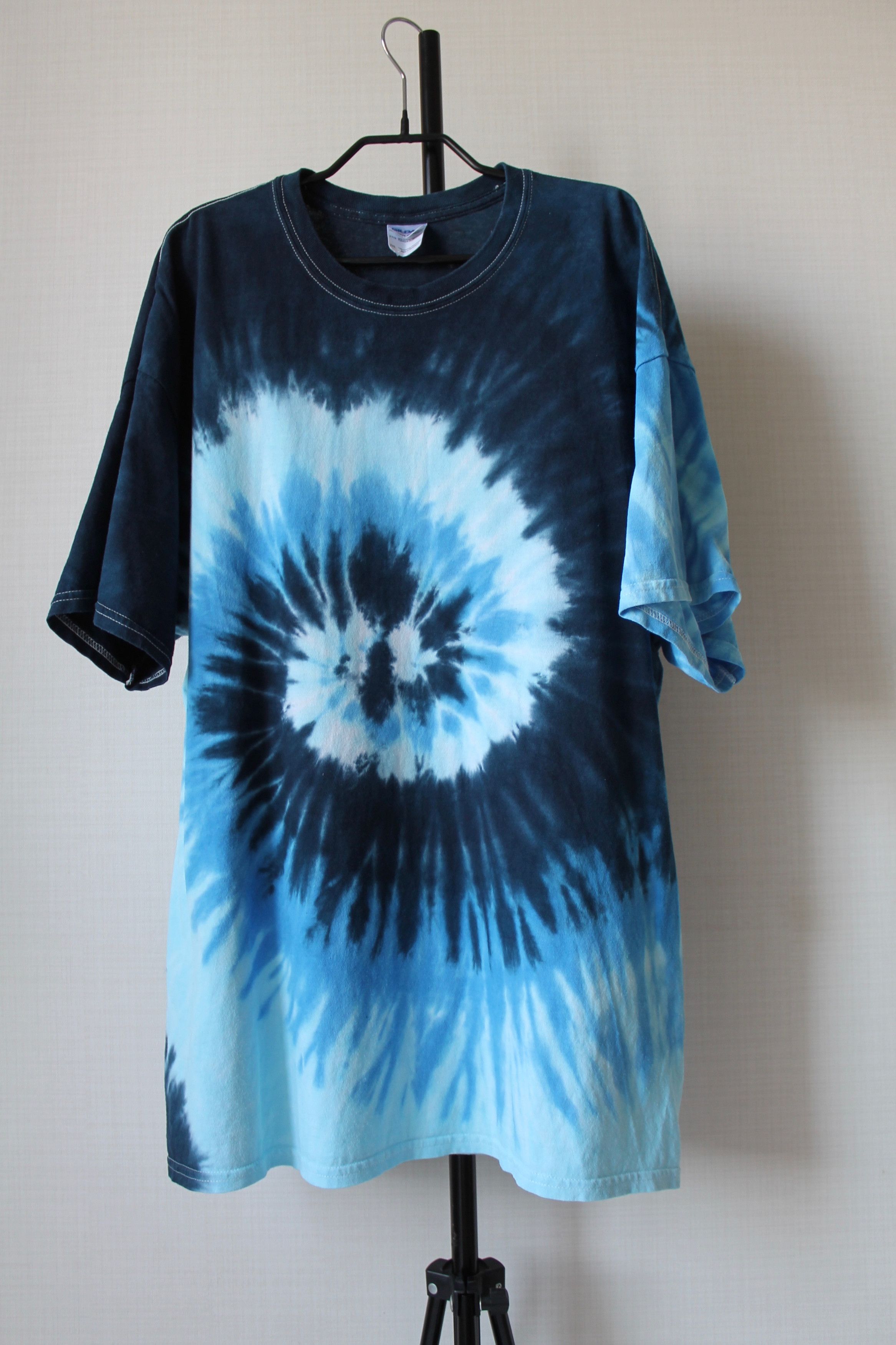 Vintage Vintage Tie Dye Tee t-shirt Streetwear XXL Cotton Size US XXL / EU 58 / 5 - 2 Thumbnail