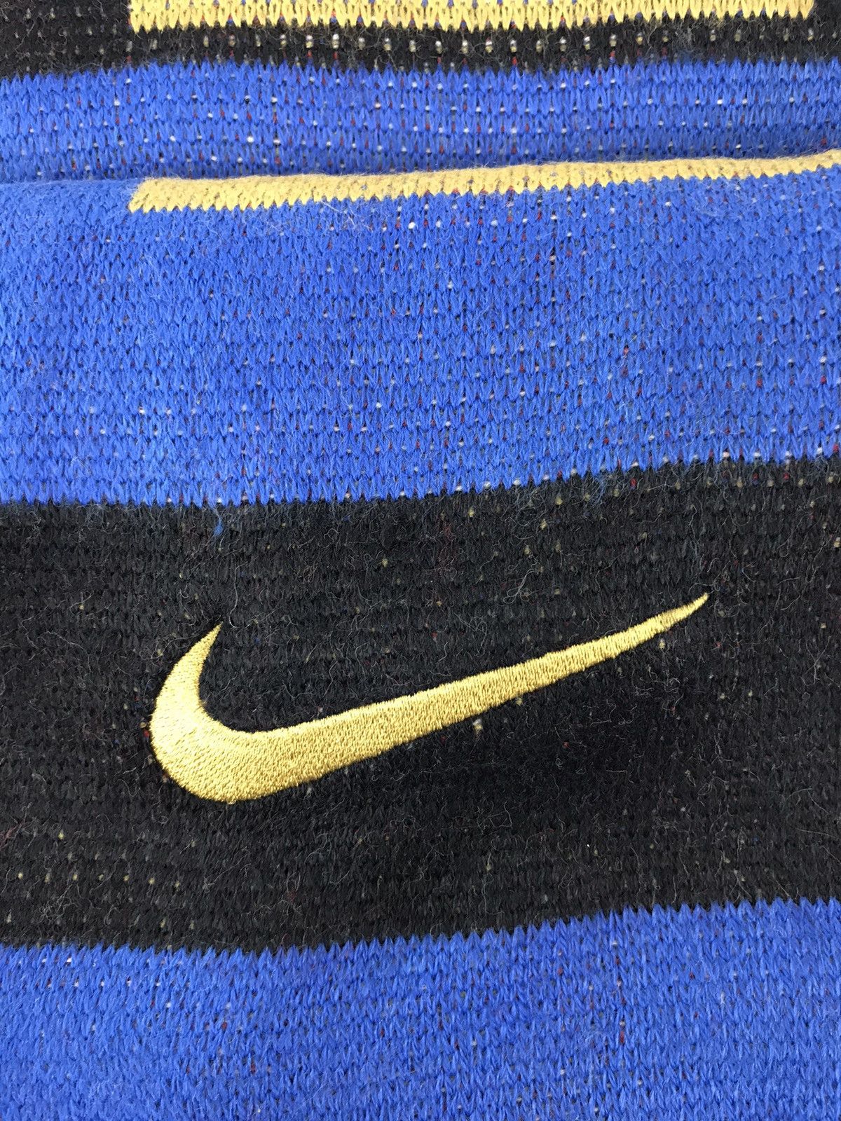 Nike × Vintage Muffler Scarf Nike Inter Milan Italian Football Club Size ONE SIZE - 2 Thumbnail