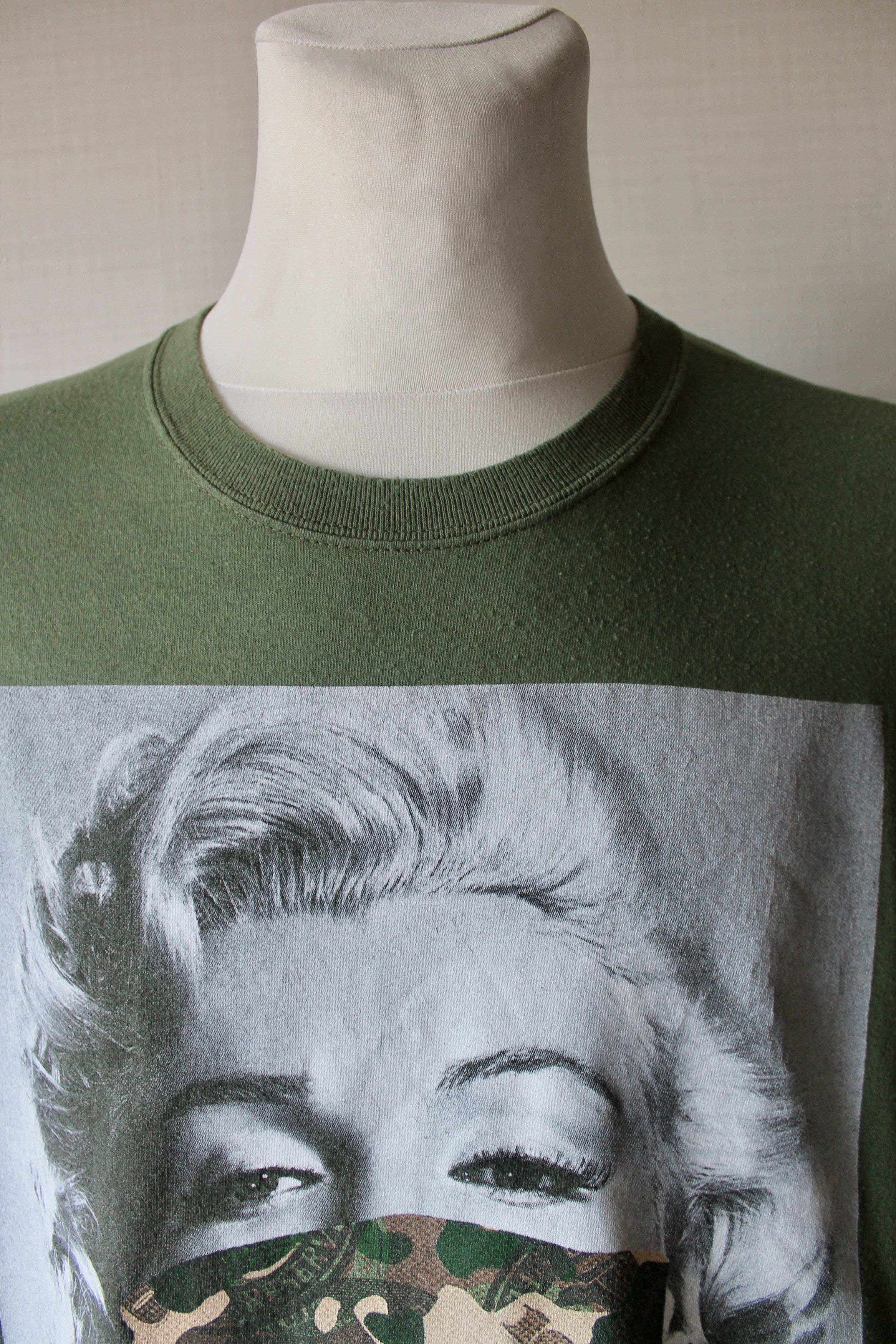 Vintage Marilyn Monroe Dollars Bandana Green Heavy Cotton T Shirt Size US XL / EU 56 / 4 - 8 Thumbnail