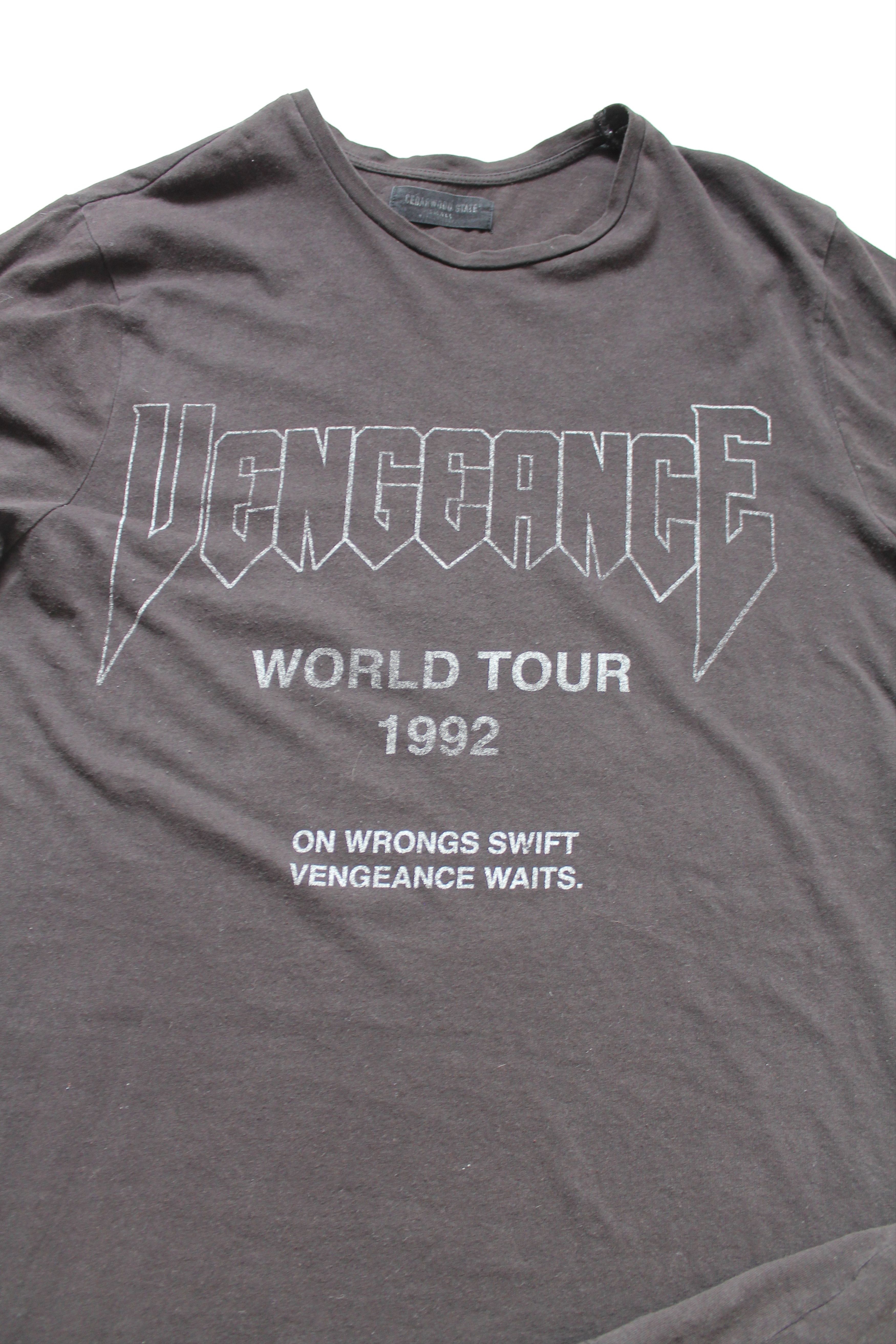 Band Tees Vengeance World tour 1992 REPRINTt shirt Faded Black Worn Size US S / EU 44-46 / 1 - 9 Thumbnail