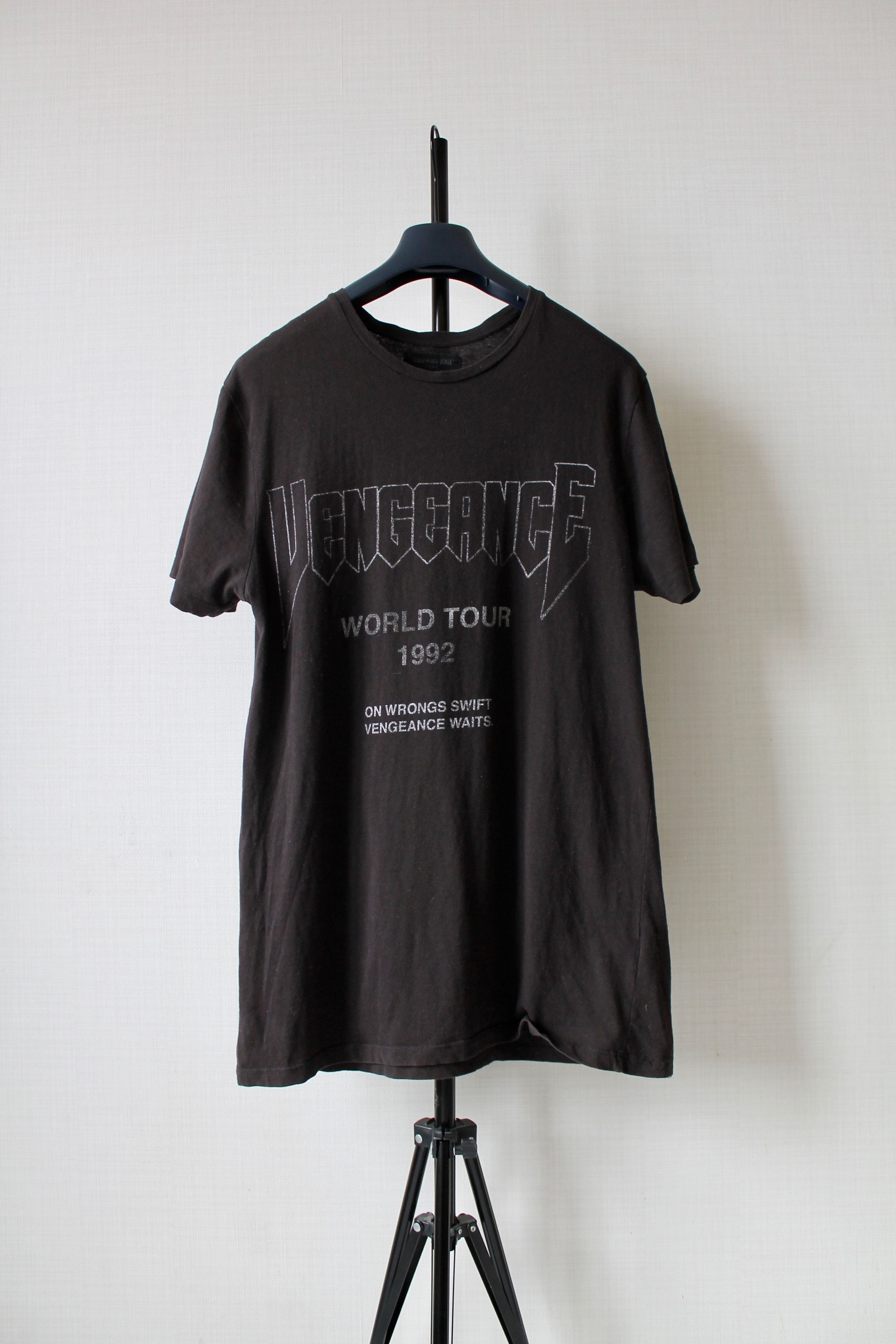 Band Tees Vengeance World tour 1992 REPRINTt shirt Faded Black Worn Size US S / EU 44-46 / 1 - 4 Thumbnail