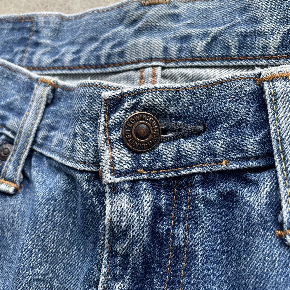 Japanese Brand 90s Vintage Edwin 503 Faded Distressed Denim Jeans Pants W31 Size US 31 - 7 Thumbnail