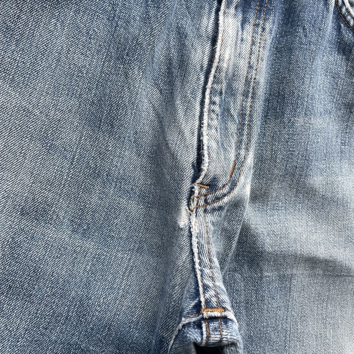 Japanese Brand 90s Vintage Edwin 503 Faded Distressed Denim Jeans Pants W31 Size US 31 - 6 Thumbnail