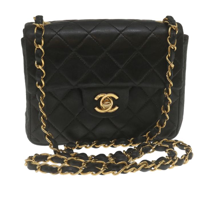 Chanel CHANEL Mini Matelasse Chain Flap Shoulder Bag Lamb Skin Black Gold  Auth hs689A