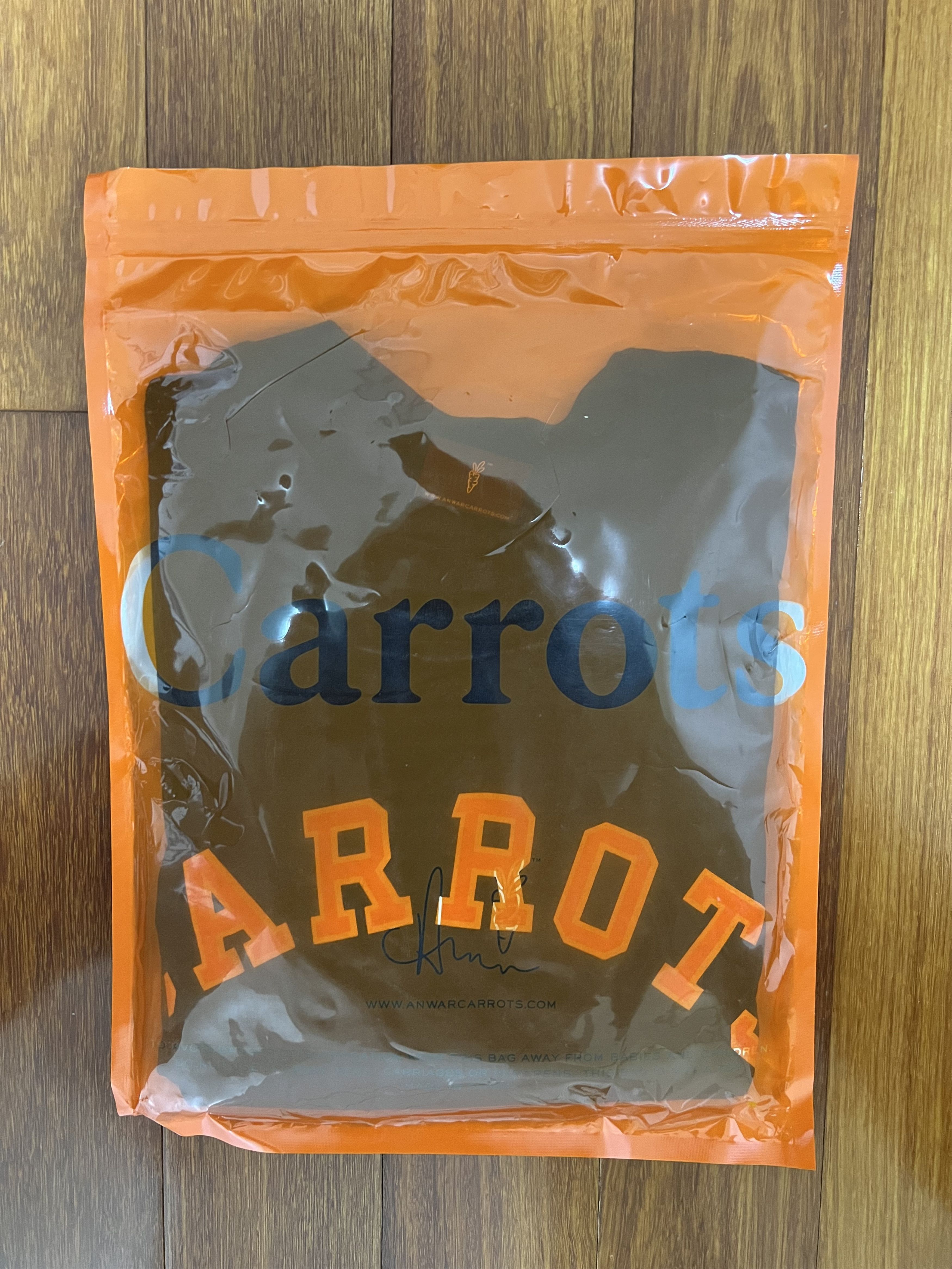 Carrots by Anwar Carrots 💚 SS18 Carrots By Anwar Carrots Collegiate Tee Navy NEW Size US M / EU 48-50 / 2 - 7 Thumbnail