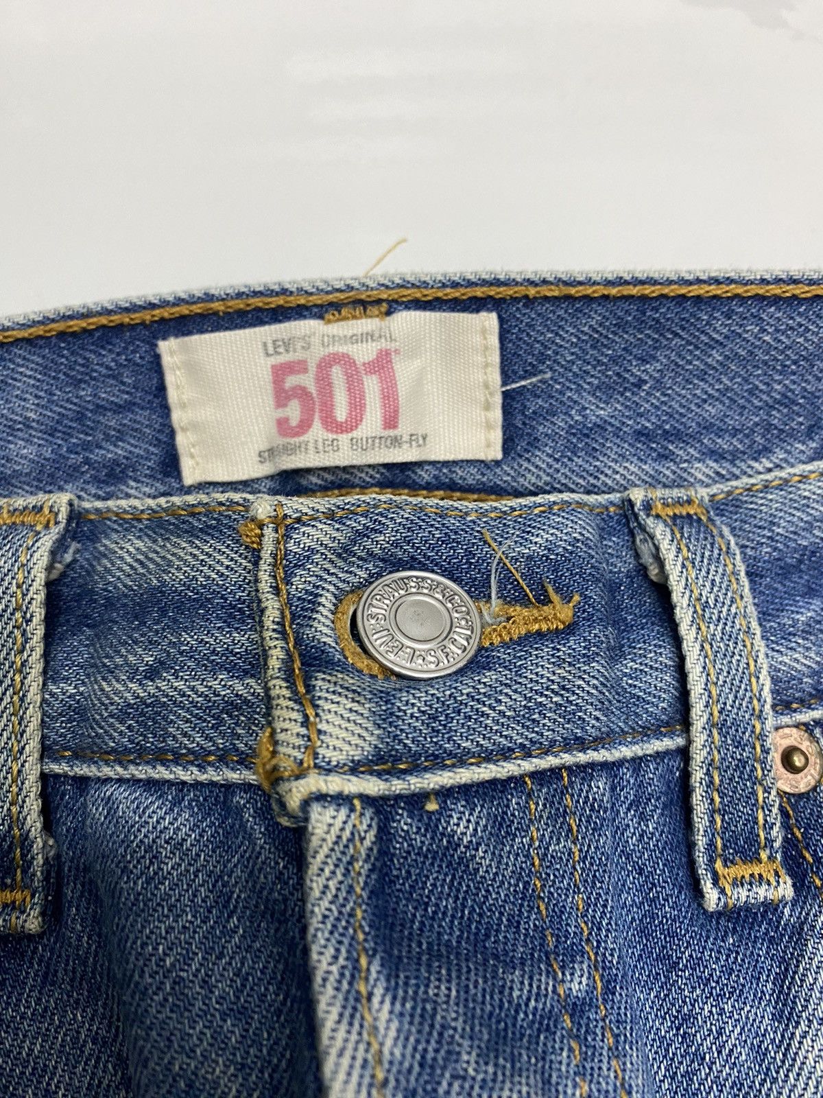 Levi's VINTAGE LEVIS 501 SINGLE R MEXICO DISTRESSED DENIM JEANS Size US 32 / EU 48 - 8 Thumbnail