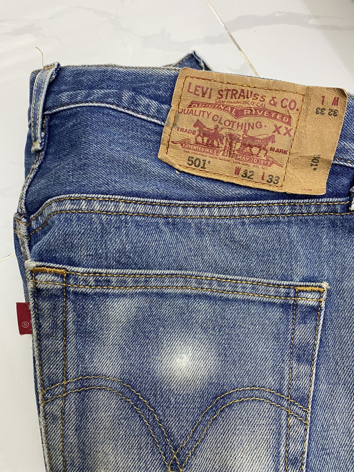 Levi's VINTAGE LEVIS 501 SINGLE R MEXICO DISTRESSED DENIM JEANS Size US 32 / EU 48 - 7 Thumbnail