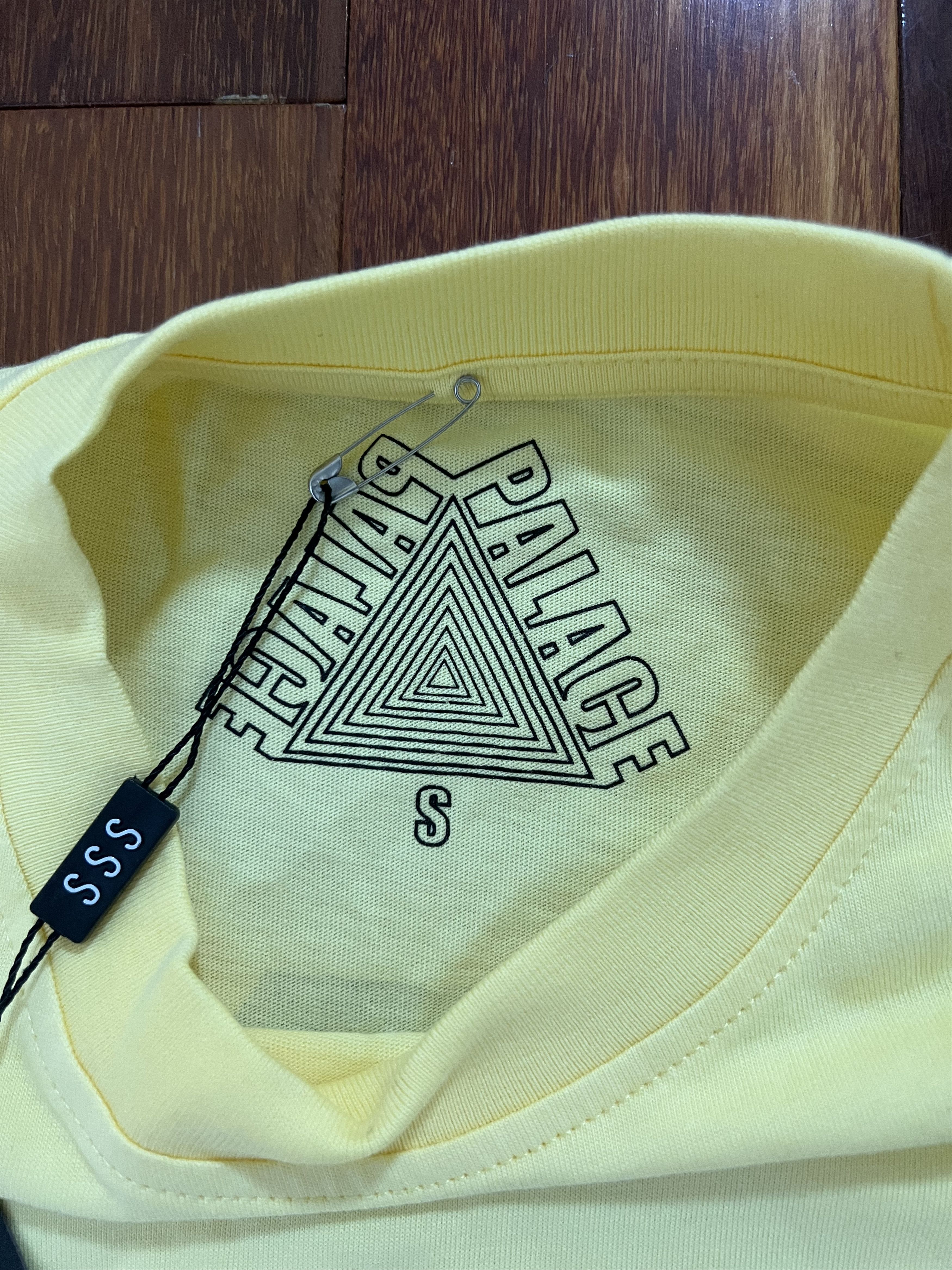 Palace 💚 SS18 Palace Sans Ferg Longsleeve Sunshine Yellow NEW Size US S / EU 44-46 / 1 - 7 Thumbnail
