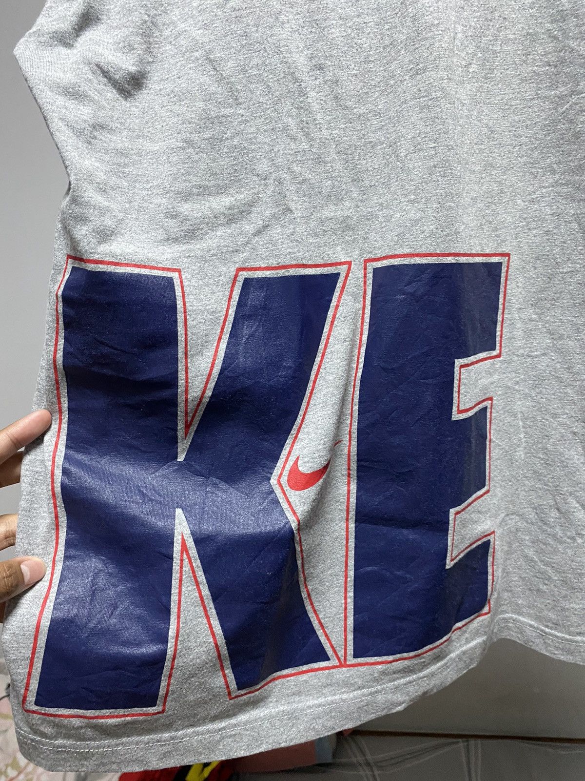 Nike Vintage Nike 90s Big Logo Tee Shirt Size US L / EU 52-54 / 3 - 4 Thumbnail