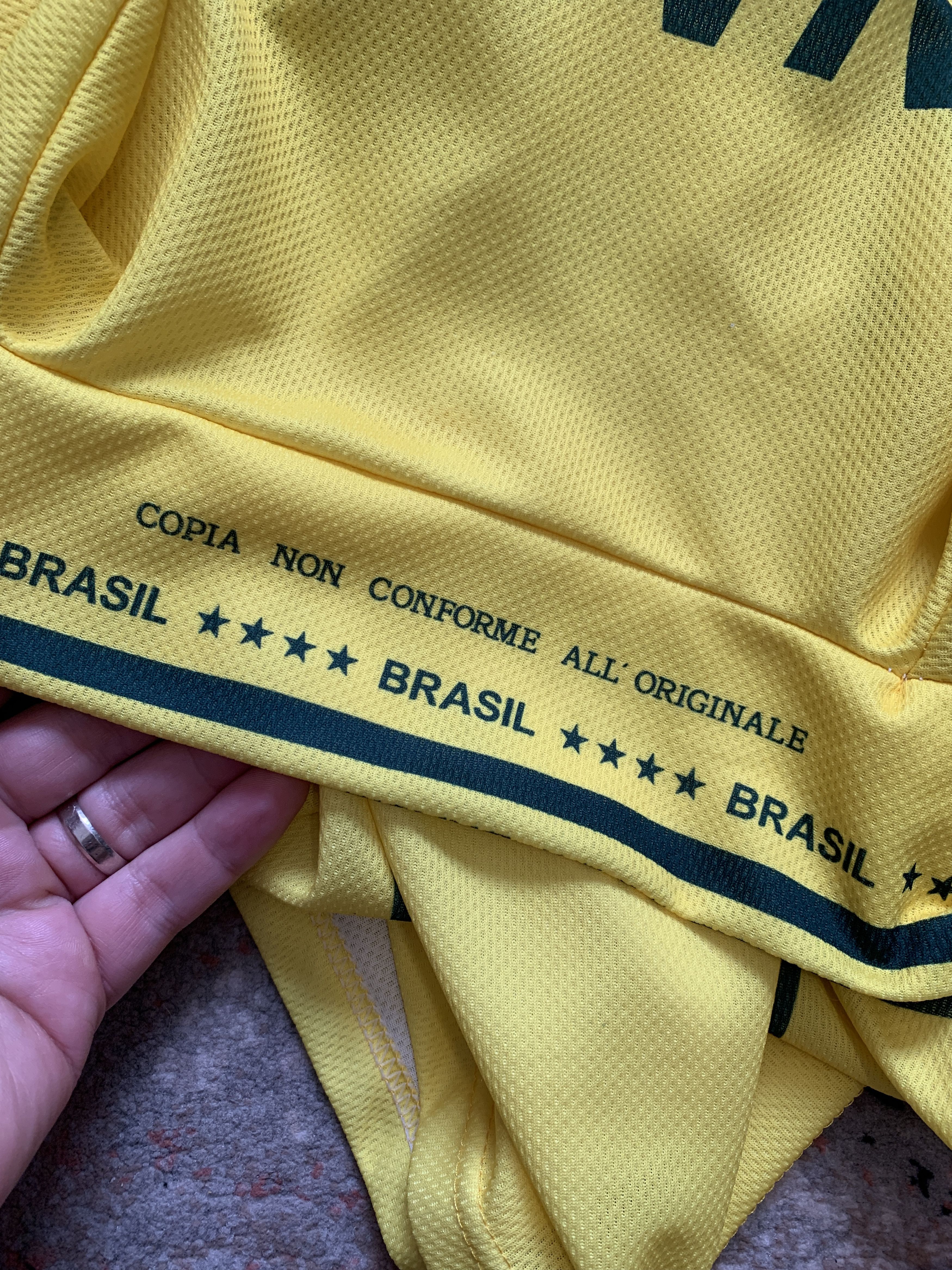 Vintage Vintage Brasil Rivaldo 10 Jersey Size US L / EU 52-54 / 3 - 10 Thumbnail