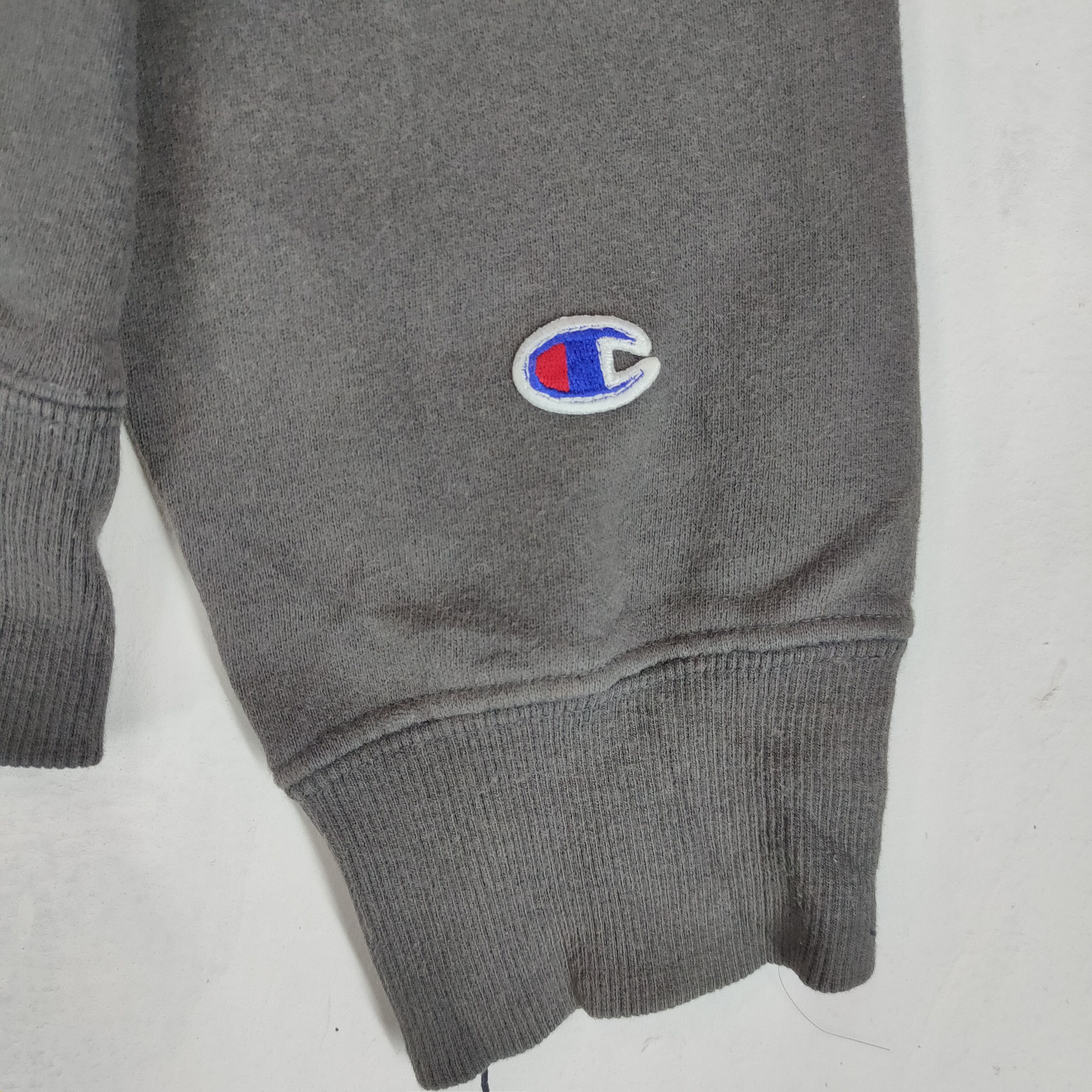 Champion Vintage CHAMPION SMALL EMBROIDERY Logo Sweatshirt Size US L / EU 52-54 / 3 - 3 Thumbnail