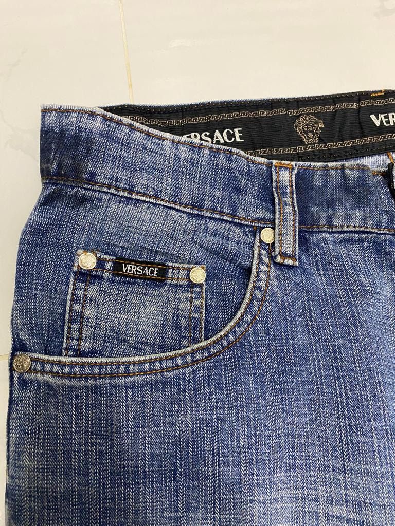Versace BAGGY🔥VERSACE JEANS COUTURE DISTRESSED BAGGY DENIM JEANS Size US 33 - 15 Thumbnail