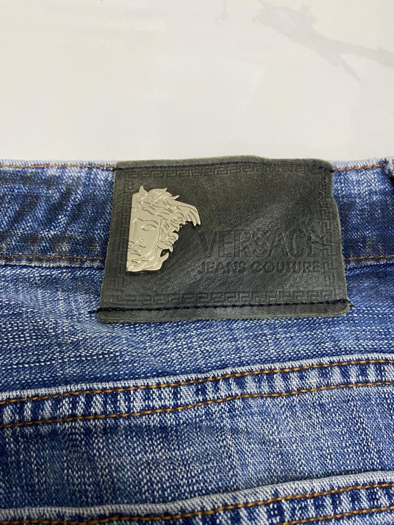 Versace BAGGY🔥VERSACE JEANS COUTURE DISTRESSED BAGGY DENIM JEANS Size US 33 - 13 Thumbnail