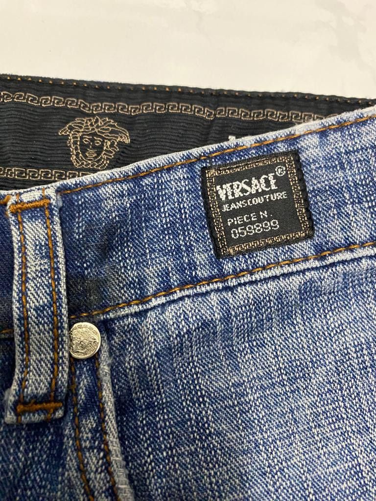 Versace BAGGY🔥VERSACE JEANS COUTURE DISTRESSED BAGGY DENIM JEANS Size US 33 - 12 Thumbnail