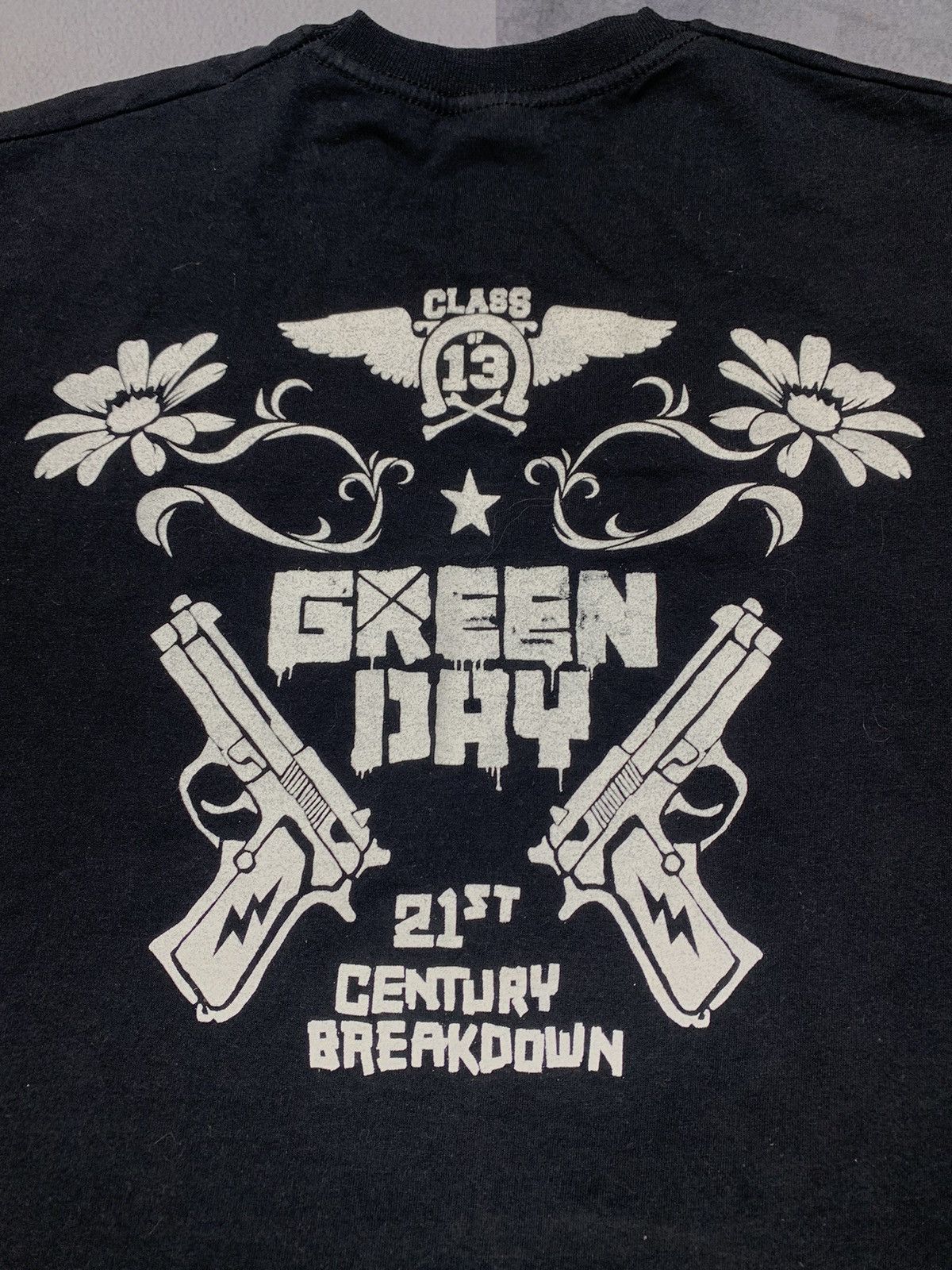 Band Tees Vintage 90s Green Day band tee big logo streetwear size S Size US S / EU 44-46 / 1 - 4 Thumbnail