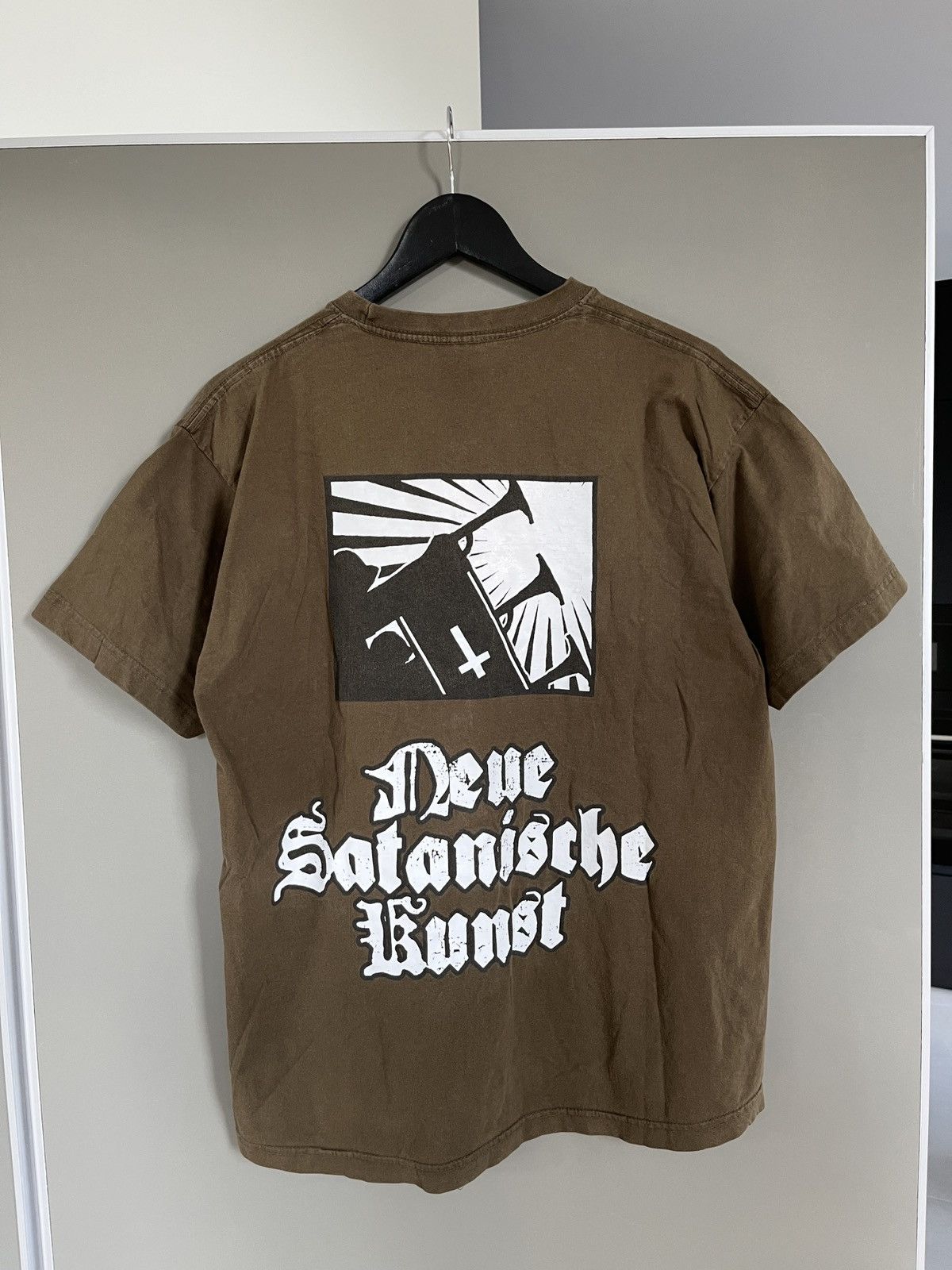 Band Tees BEHEMOTH Neue Satanische Kunst Vintage T-shirt Size US XL / EU 56 / 4 - 2 Thumbnail