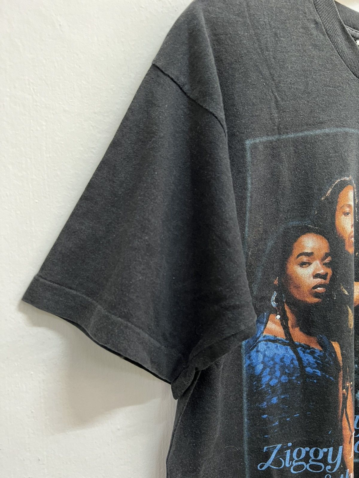 Bob Marley Vintage Ziggy Marley and The Melody Makers Tee Size US L / EU 52-54 / 3 - 10 Thumbnail
