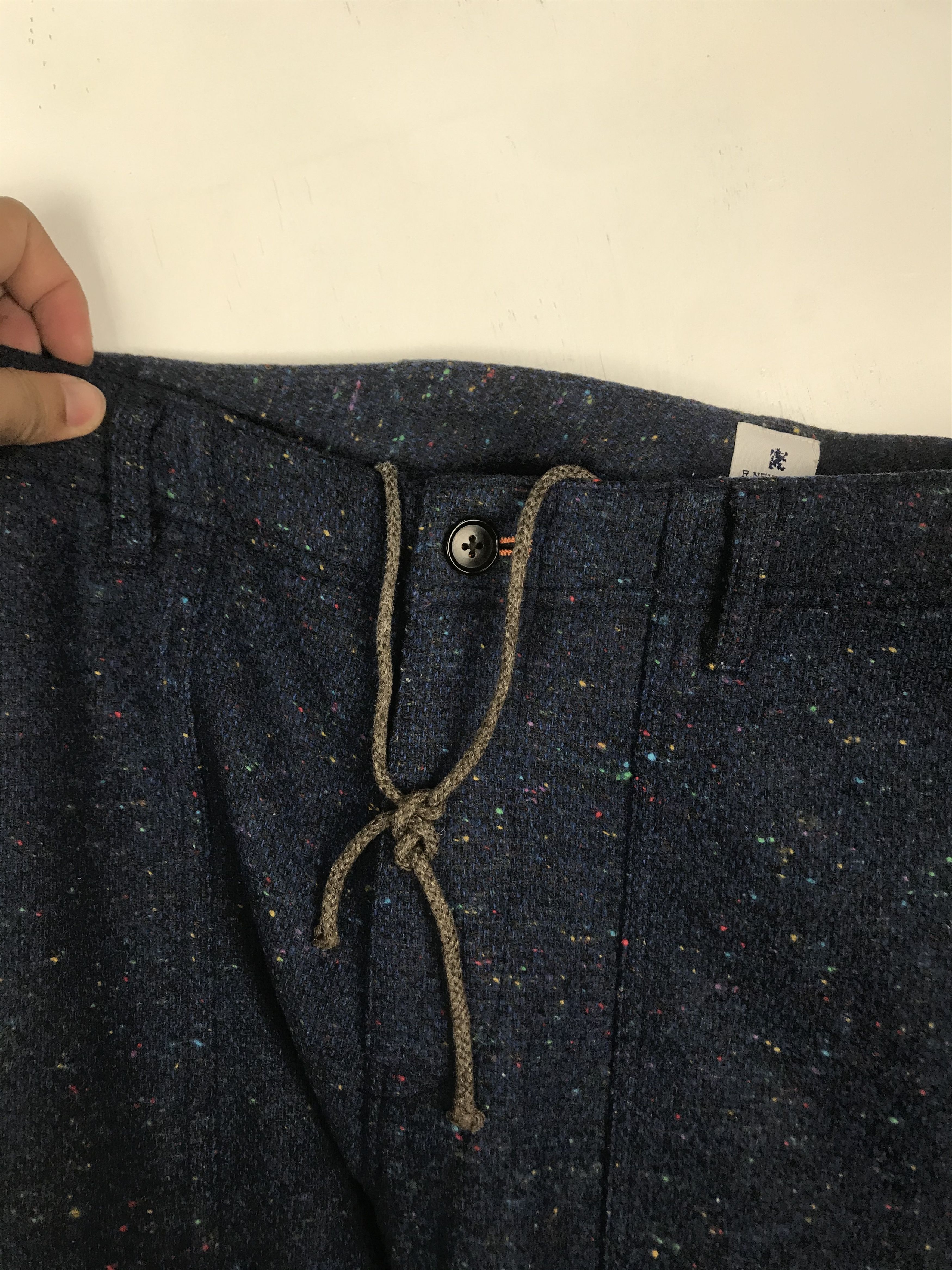 Paul Smith R. NEWBOLD PAUL SMITH RARE DESIGN CASUAL PANT Size US 36 / EU 52 - 8 Thumbnail