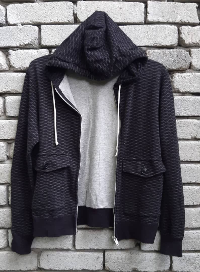 Jun Takahashi × Undercover × Uniqlo Undercover x Uniqlo hoodies Size US S / EU 44-46 / 1 - 8 Thumbnail