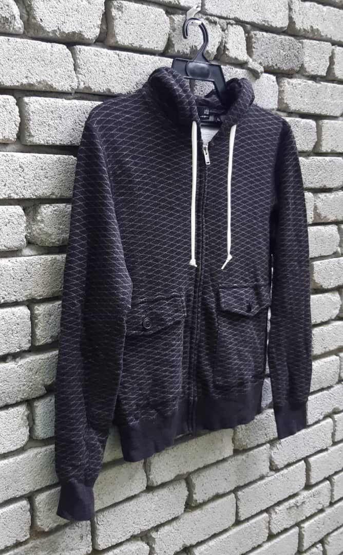 Jun Takahashi × Undercover × Uniqlo Undercover x Uniqlo hoodies Size US S / EU 44-46 / 1 - 3 Thumbnail