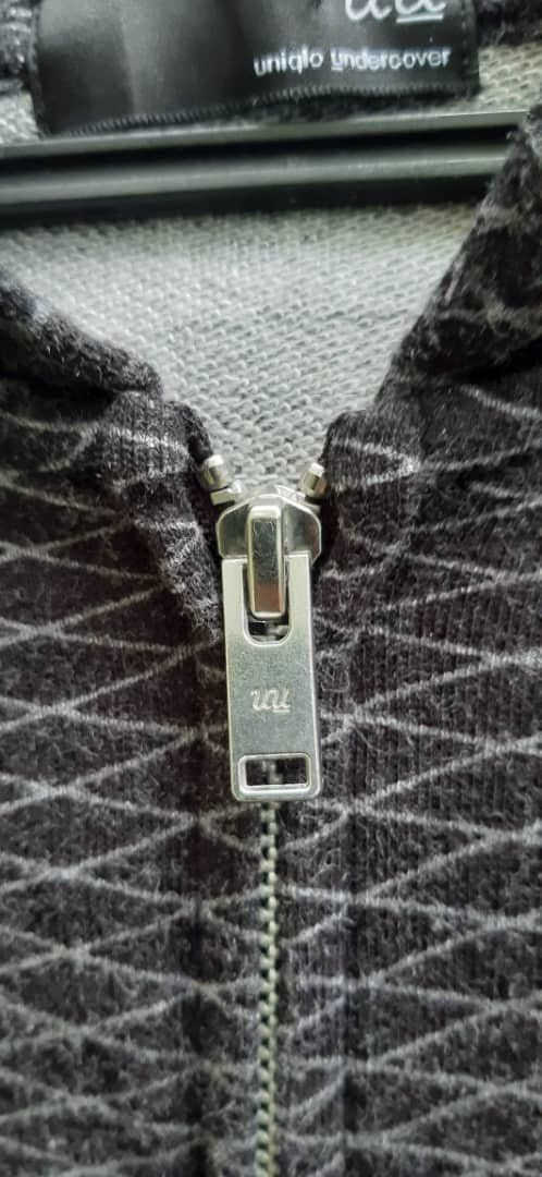 Jun Takahashi × Undercover × Uniqlo Undercover x Uniqlo hoodies Size US S / EU 44-46 / 1 - 10 Thumbnail