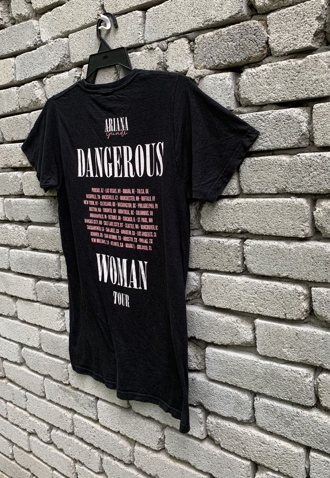Band Tees 🔥🔥 Ariana Grande Dangerous Woman Tour T Shirt Size US S / EU 44-46 / 1 - 7 Thumbnail
